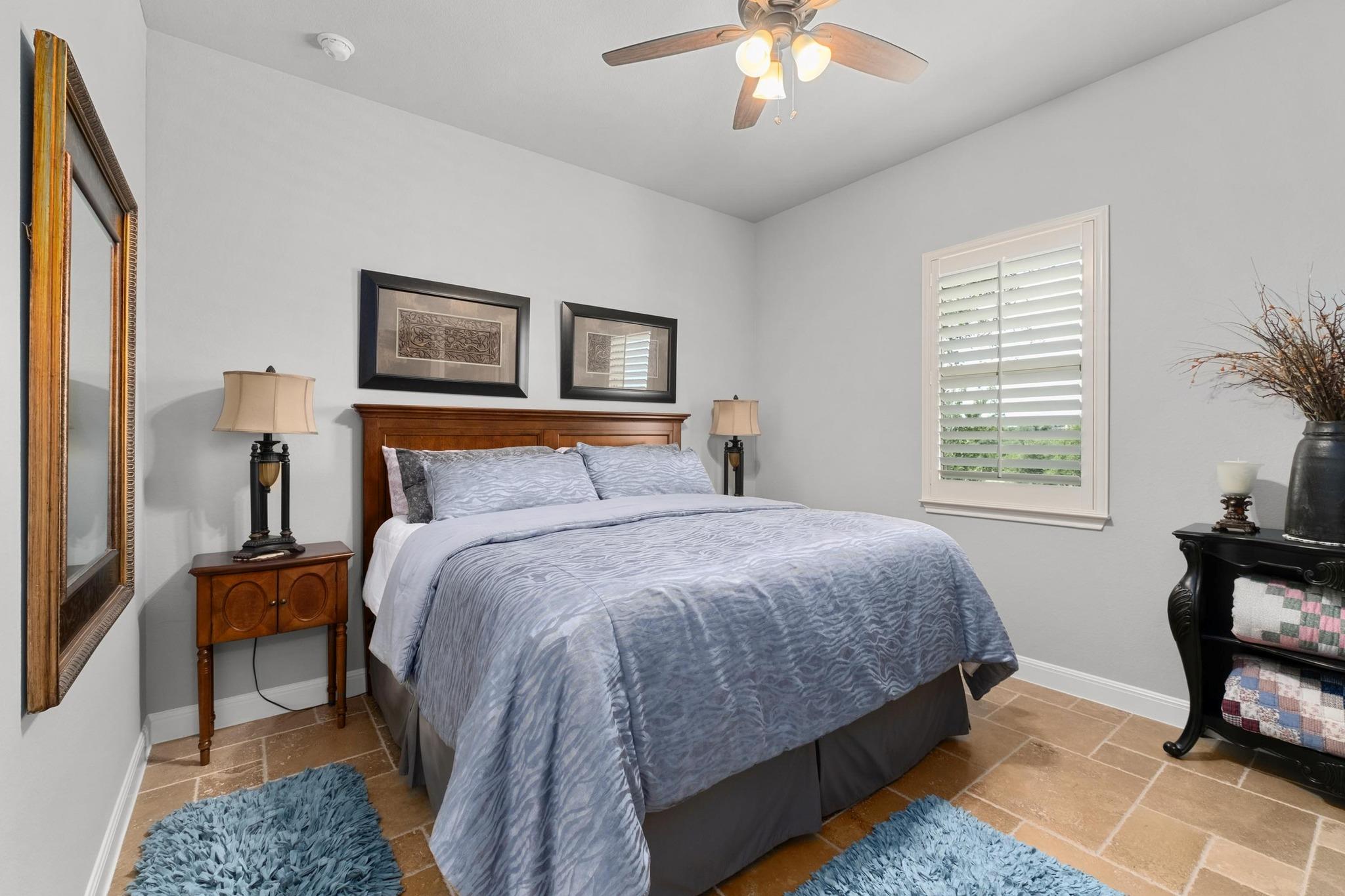 120 Applewood Dr, Driftwood, TX 78619