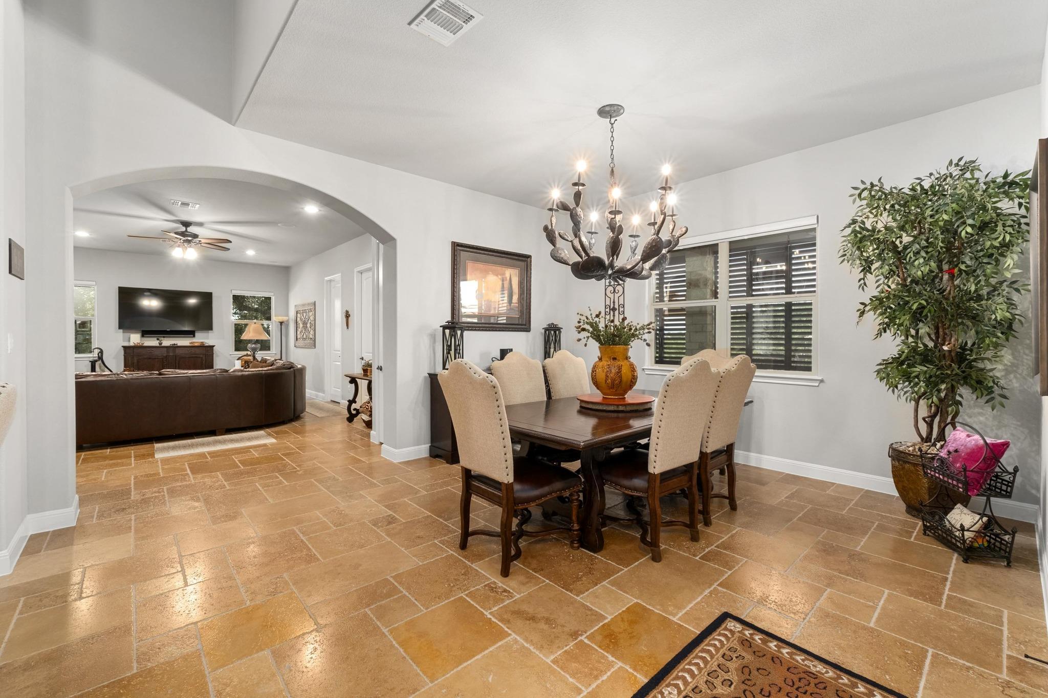 120 Applewood Dr, Driftwood, TX 78619