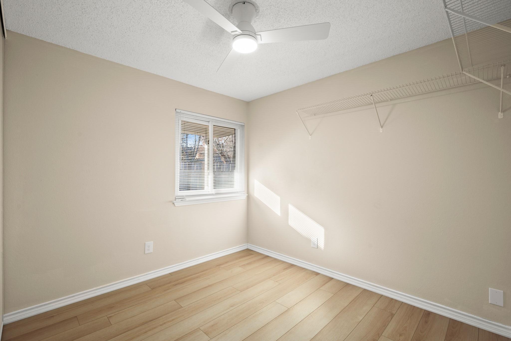 909 Clearwater Trl, Round Rock, TX 78664