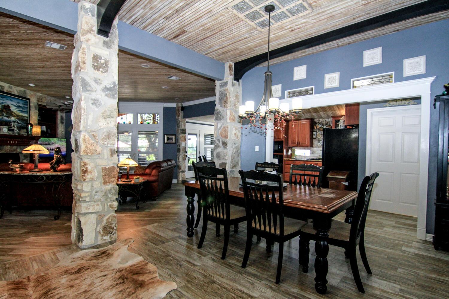 219 Young Ranch Rd, Georgetown, TX 78633