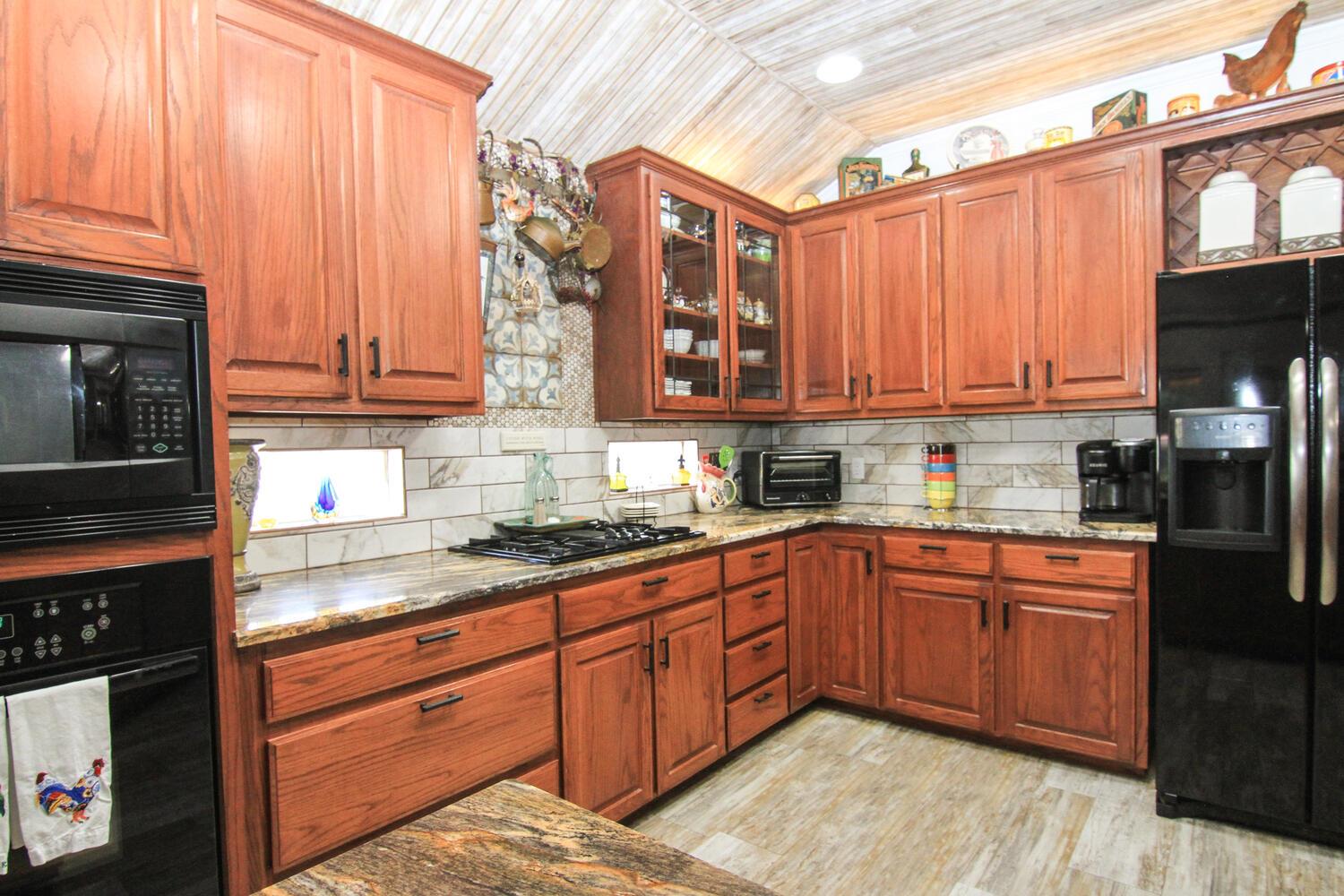 219 Young Ranch Rd, Georgetown, TX 78633