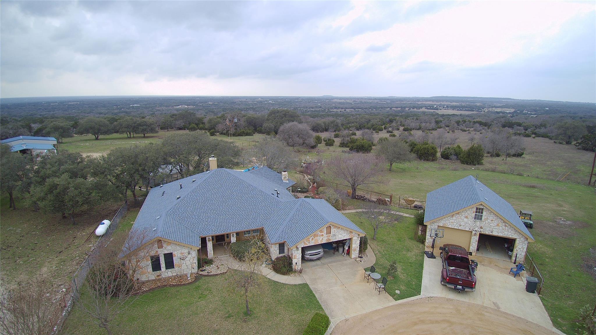 219 Young Ranch Rd, Georgetown, TX 78633