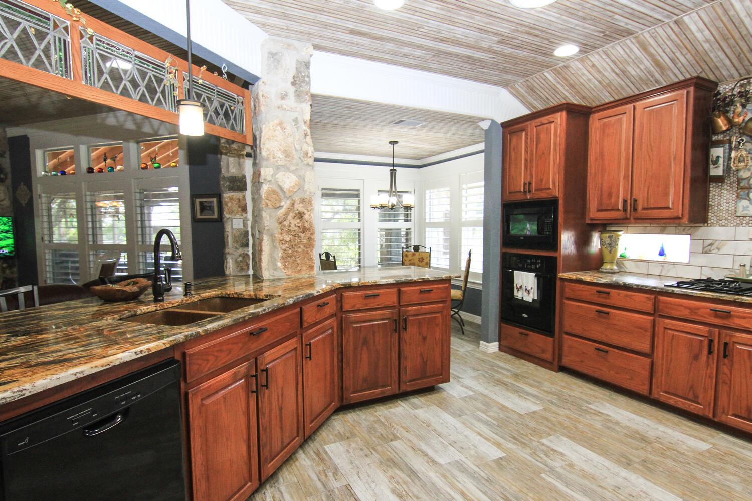 219 Young Ranch Rd, Georgetown, TX 78633