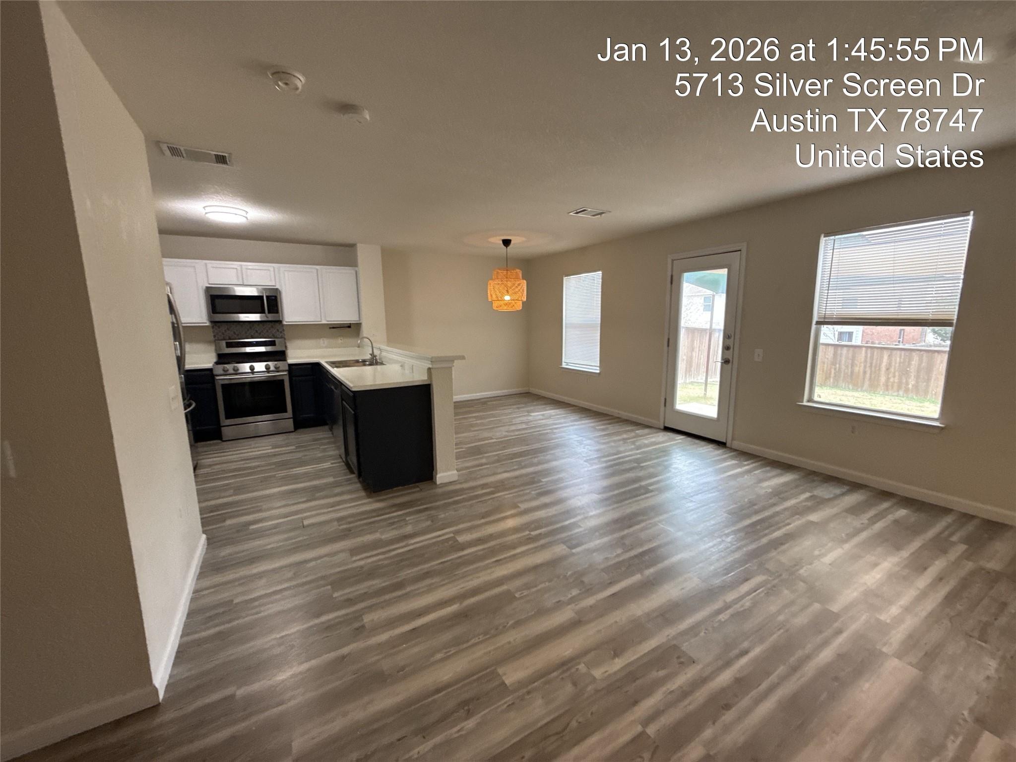 5713 Silver Screen Dr, Austin, TX 78747