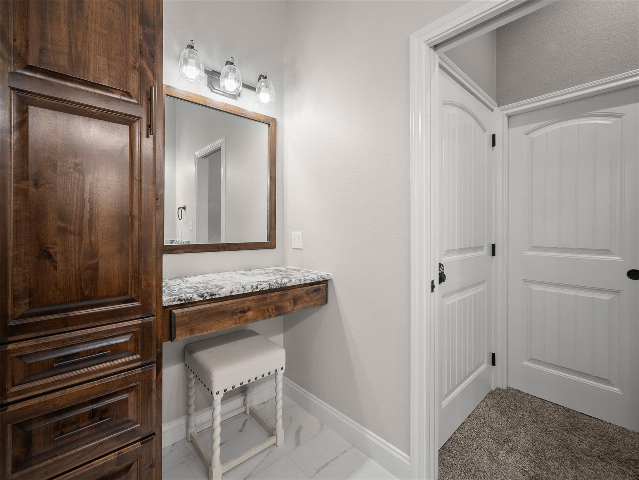 1205 N Avenue G, Shiner, TX 77984