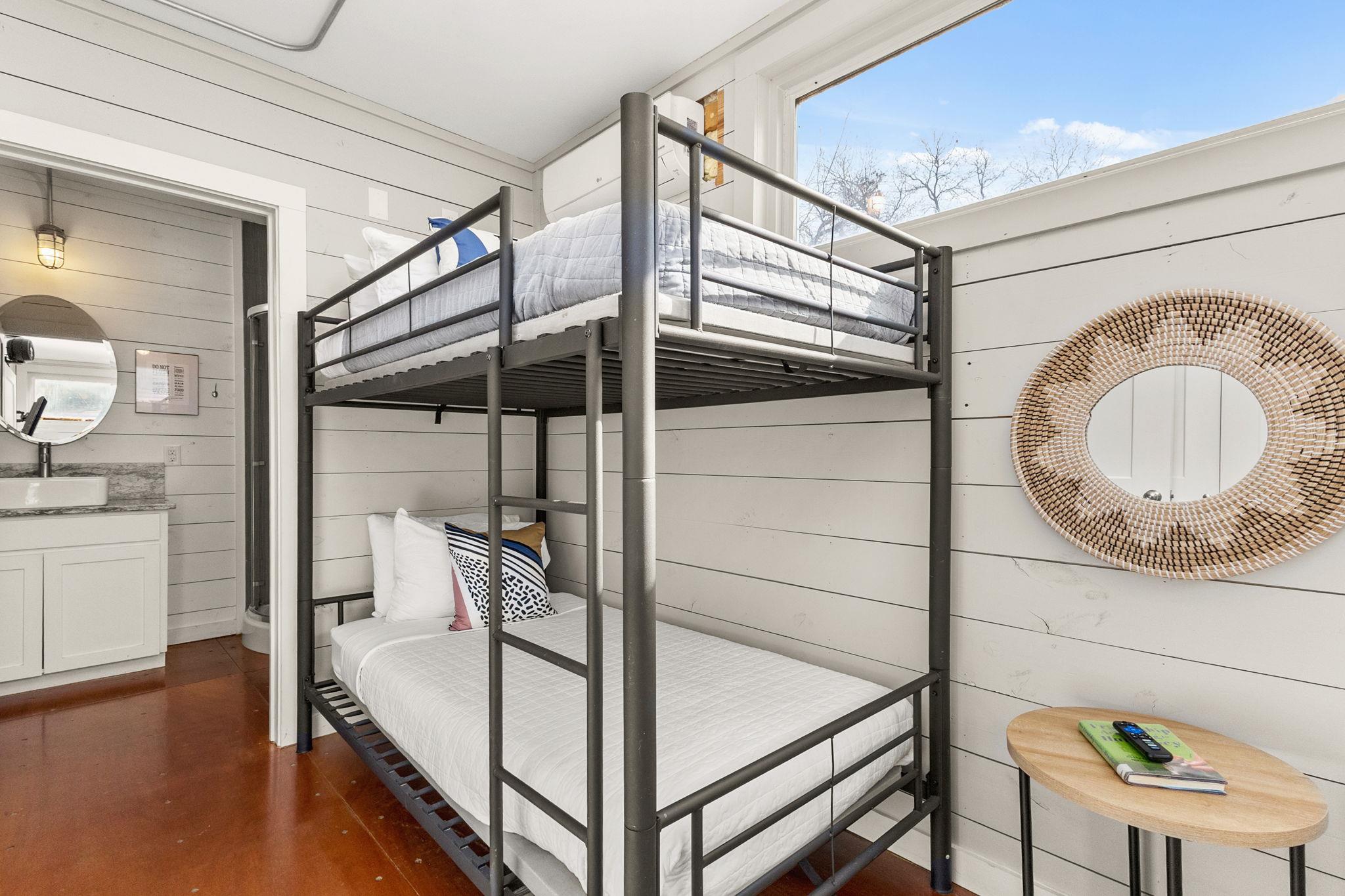 9035 Fm 725, McQueeney, TX 78123