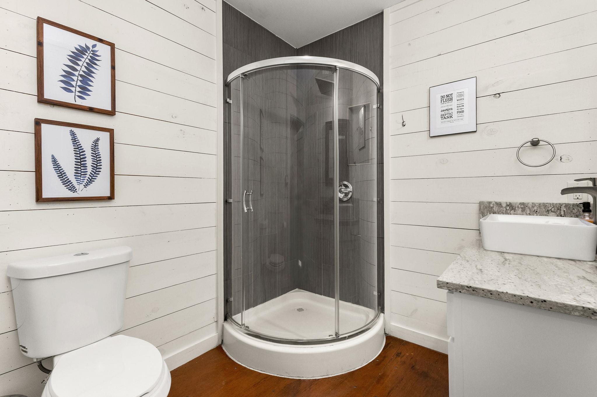 9035 Fm 725, McQueeney, TX 78123