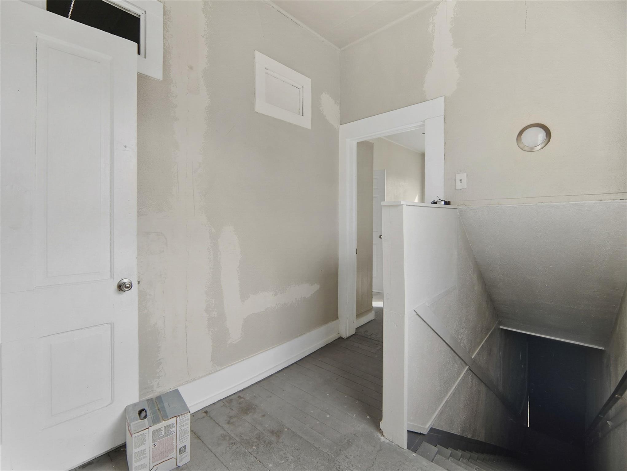 901 N Saint Joseph St, Gonzales, TX 78629