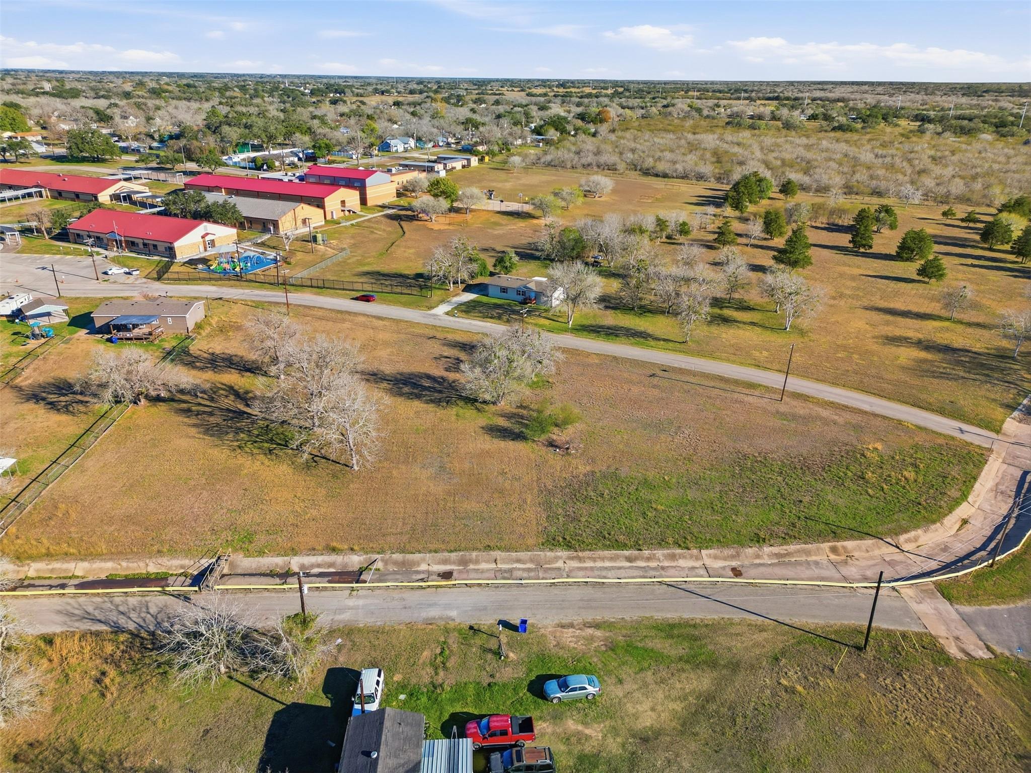 TBD Dunn St, Yoakum, TX 77995