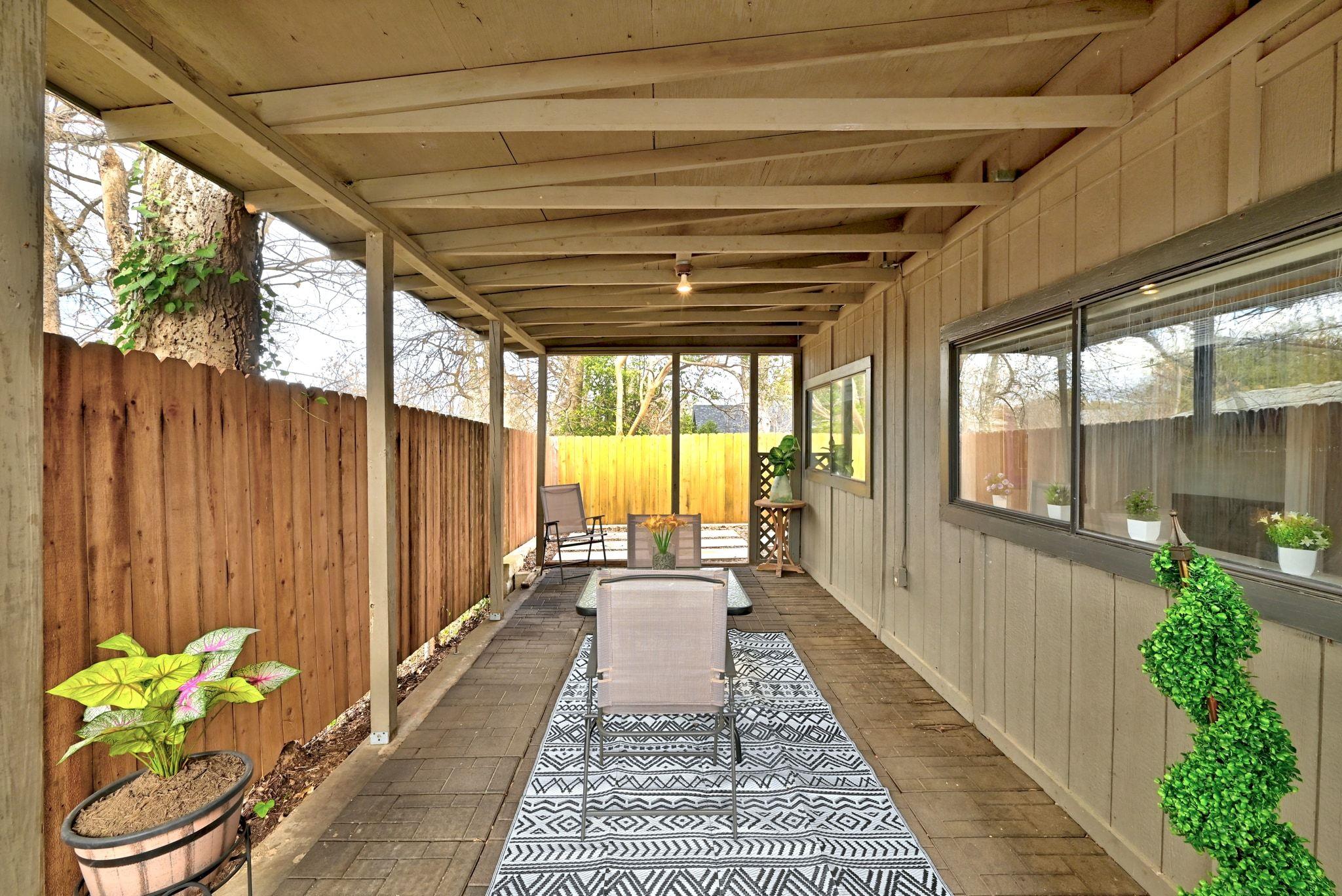 7210 Towering Oaks Dr, Austin, TX 78745