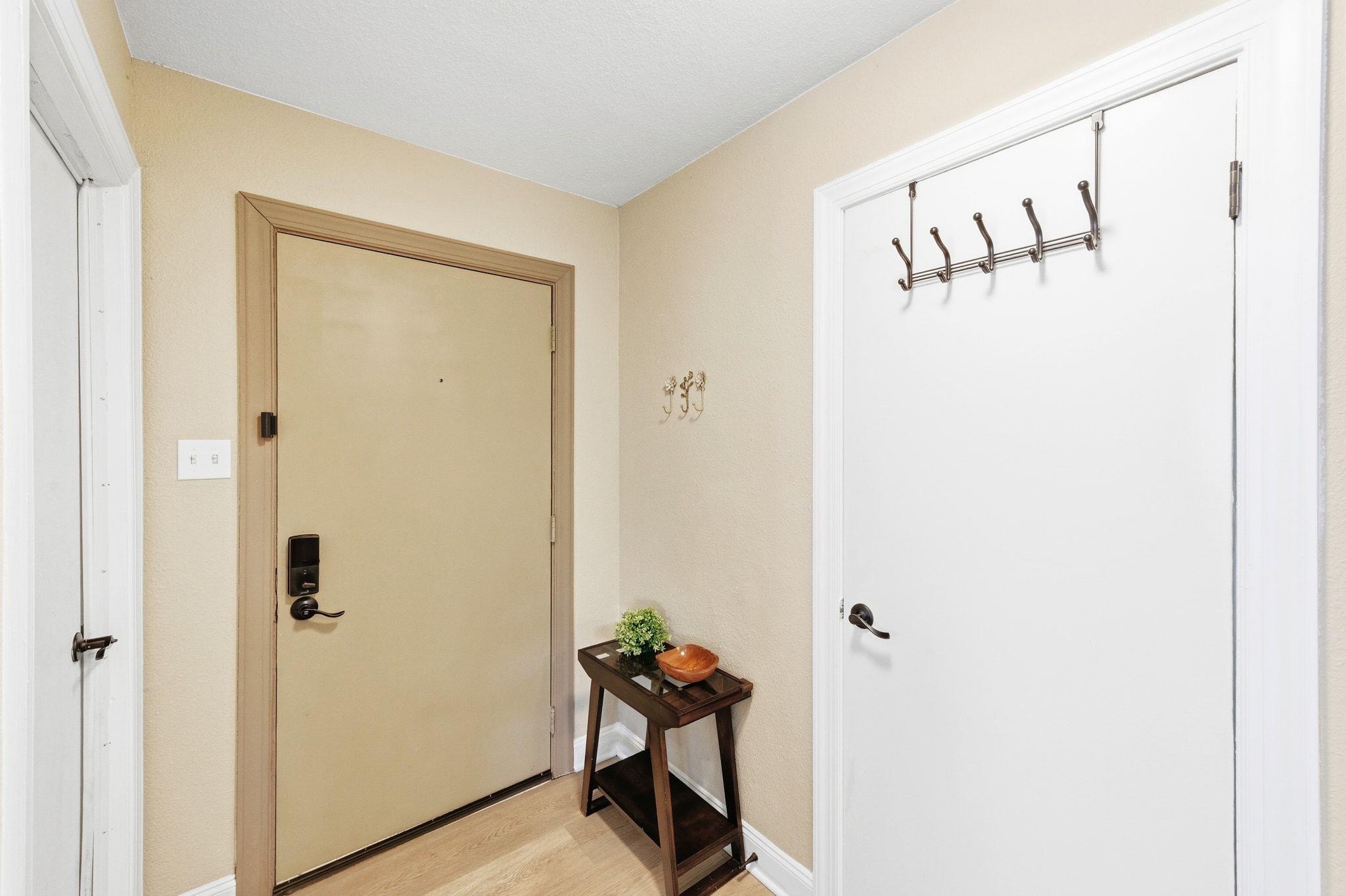 7210 Towering Oaks Dr, Austin, TX 78745