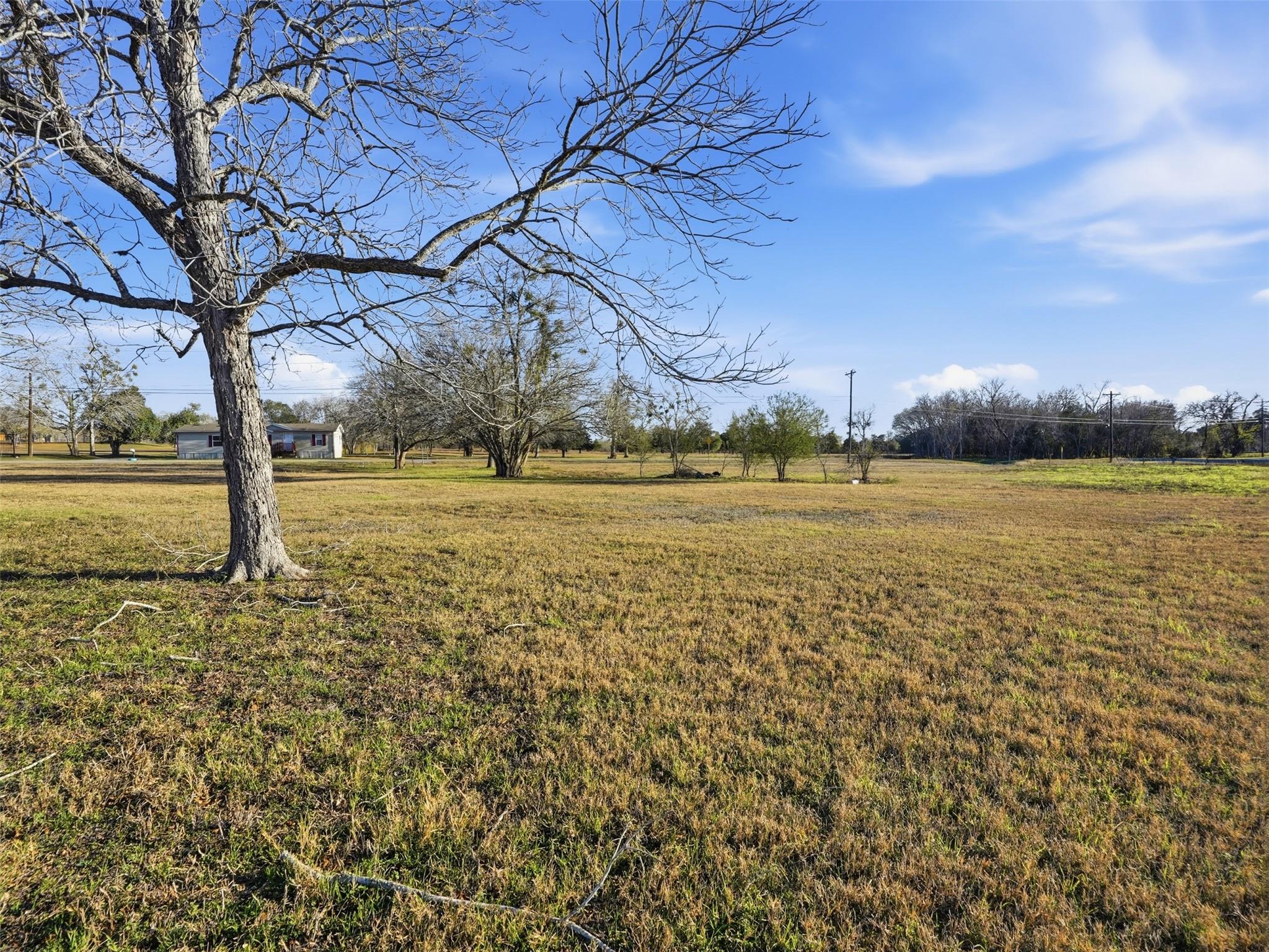 TBD 2 Dunn St, Yoakum, TX 77995