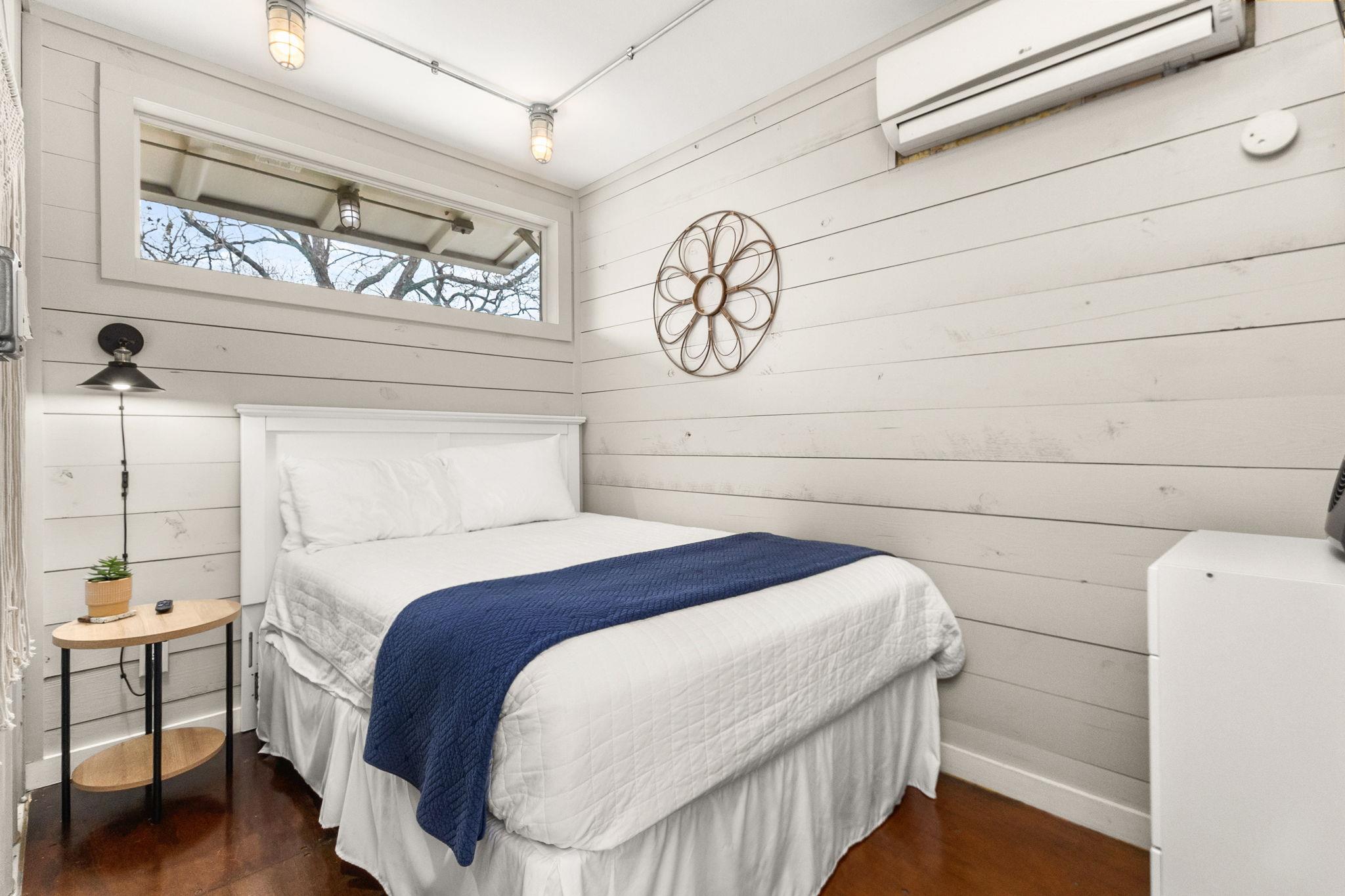 9035 Fm 725, McQueeney, TX 78123