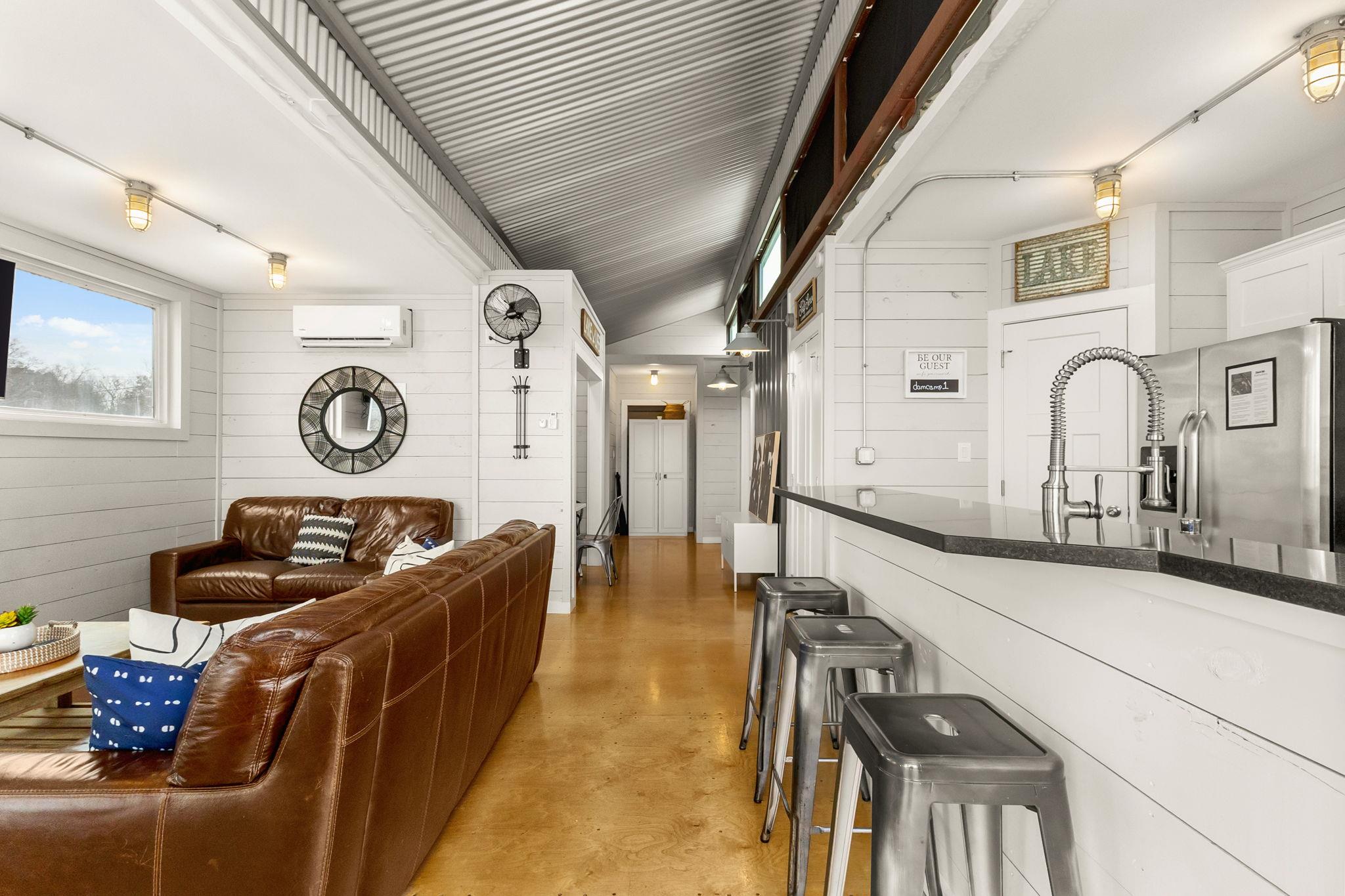 9035 Fm 725, McQueeney, TX 78123