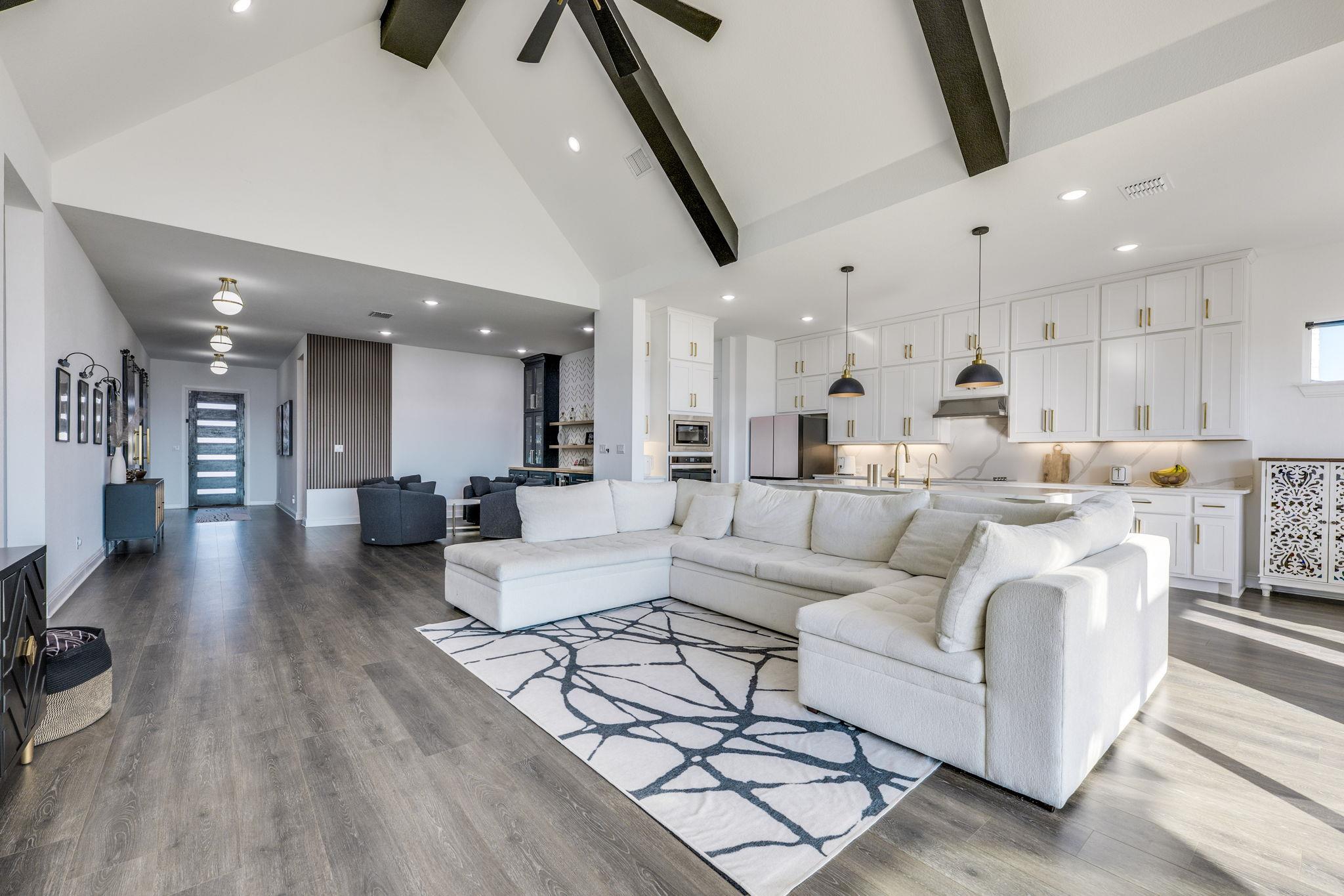 124 Serenity Hills Dr, Georgetown, TX 78628