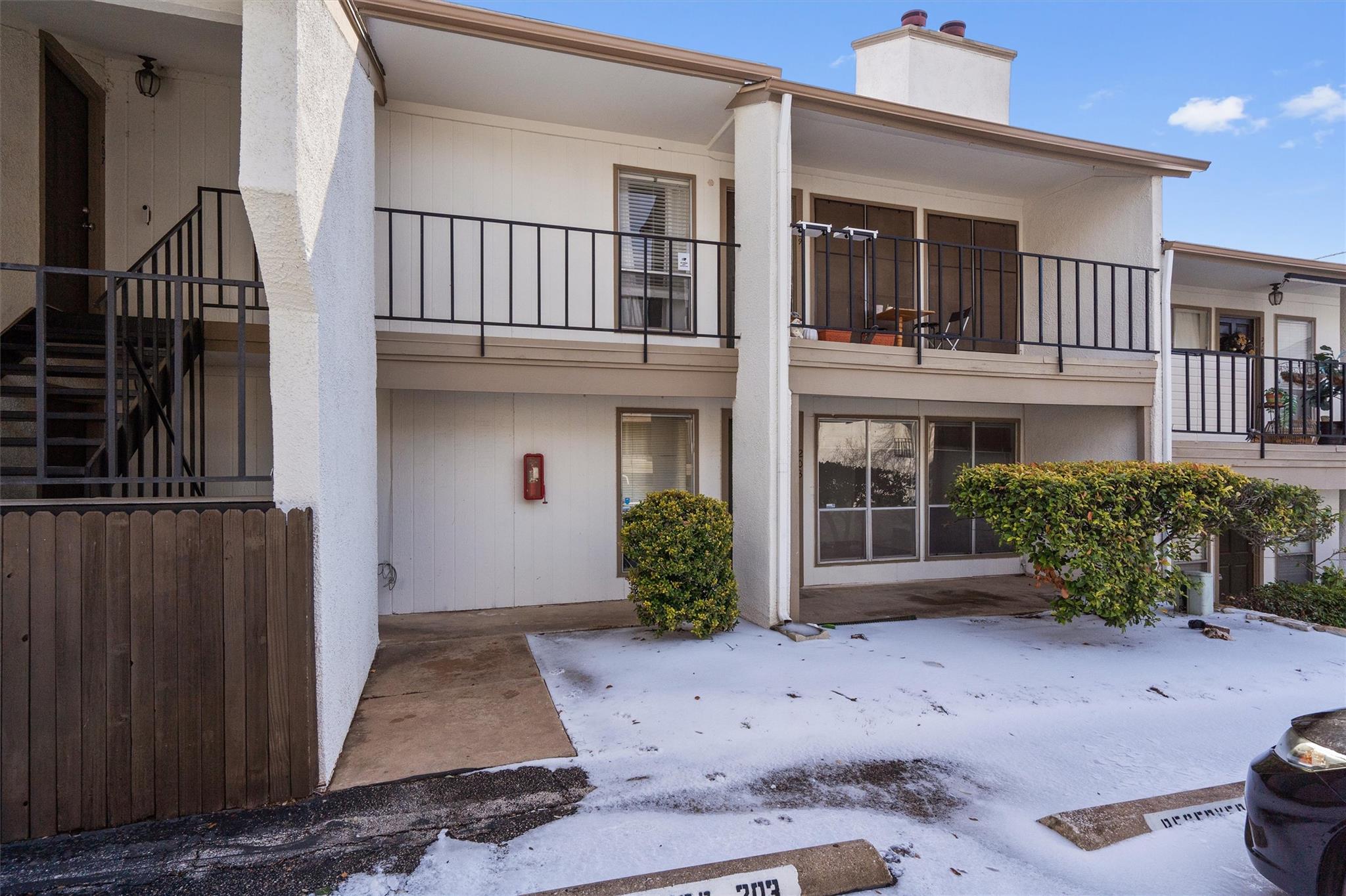 6910 Hart Ln # 203, Austin, TX 78731