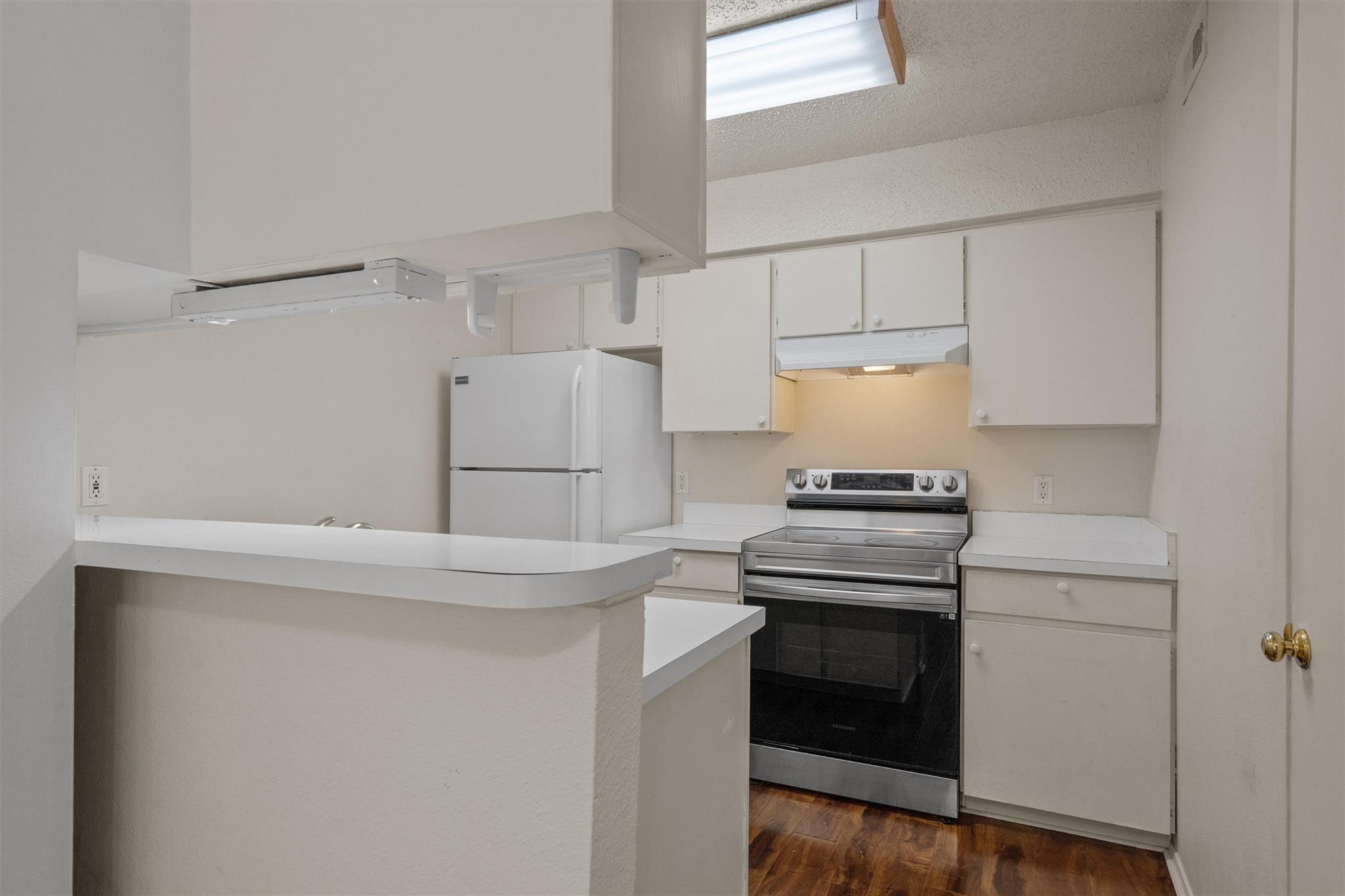 6910 Hart Ln # 203, Austin, TX 78731