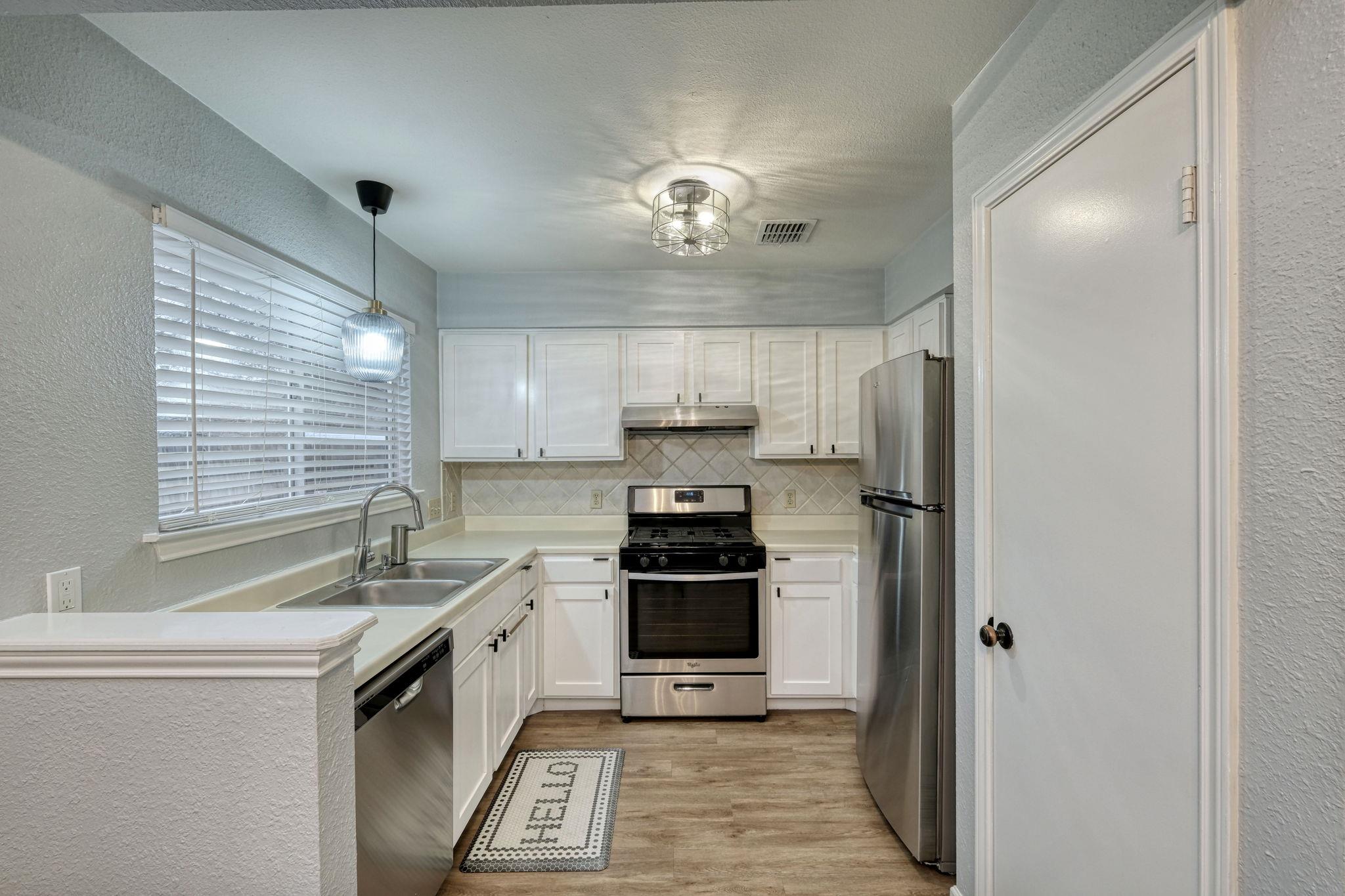 5930 Jacob Gln, Austin, TX 78727