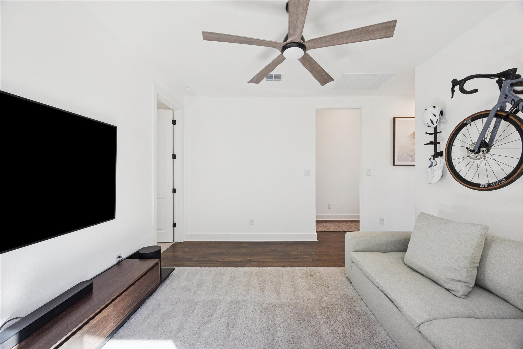 310 Westfield St, Hutto, TX 78634