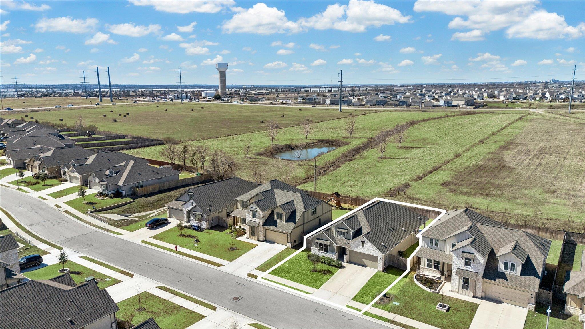 310 Westfield St, Hutto, TX 78634