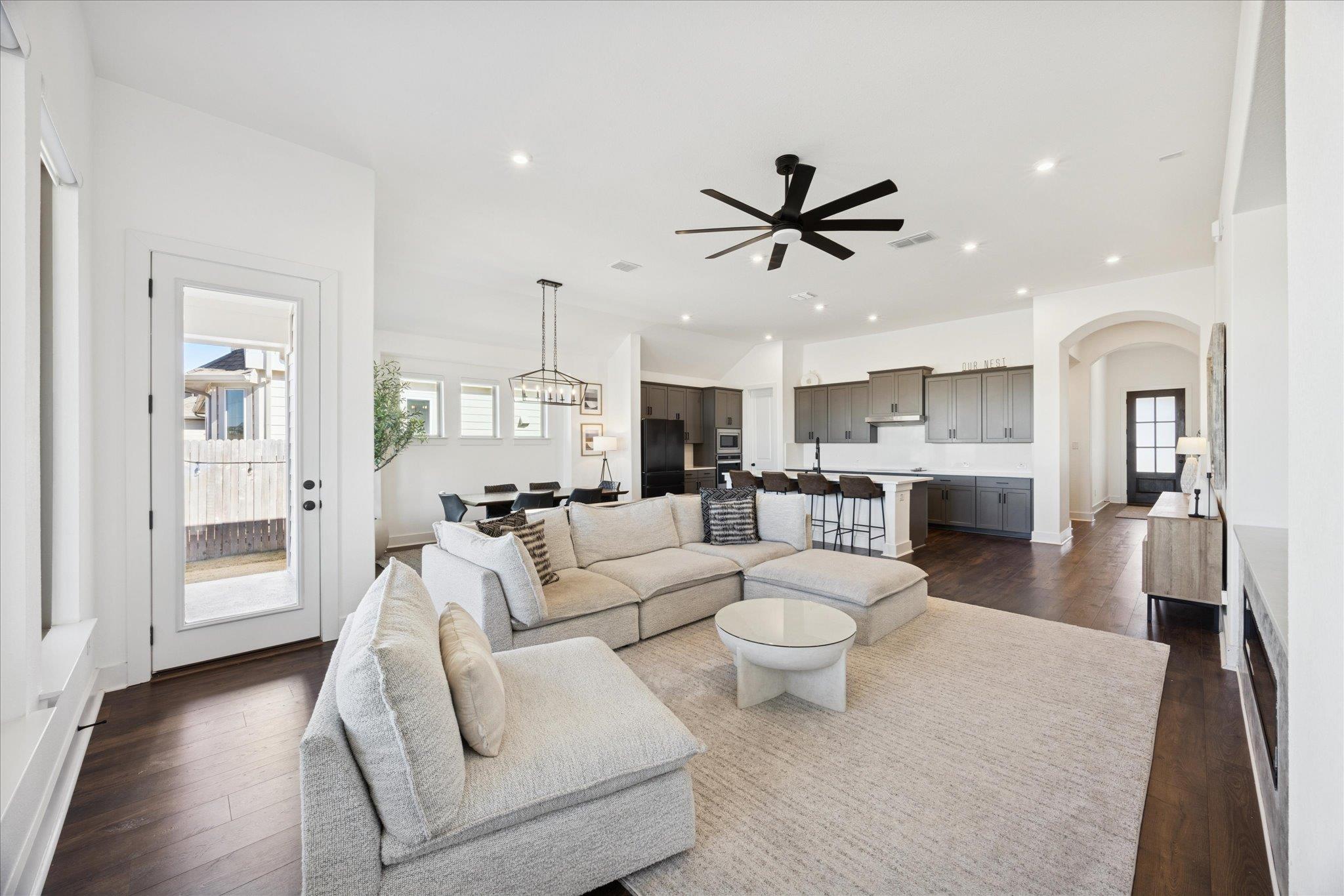 310 Westfield St, Hutto, TX 78634