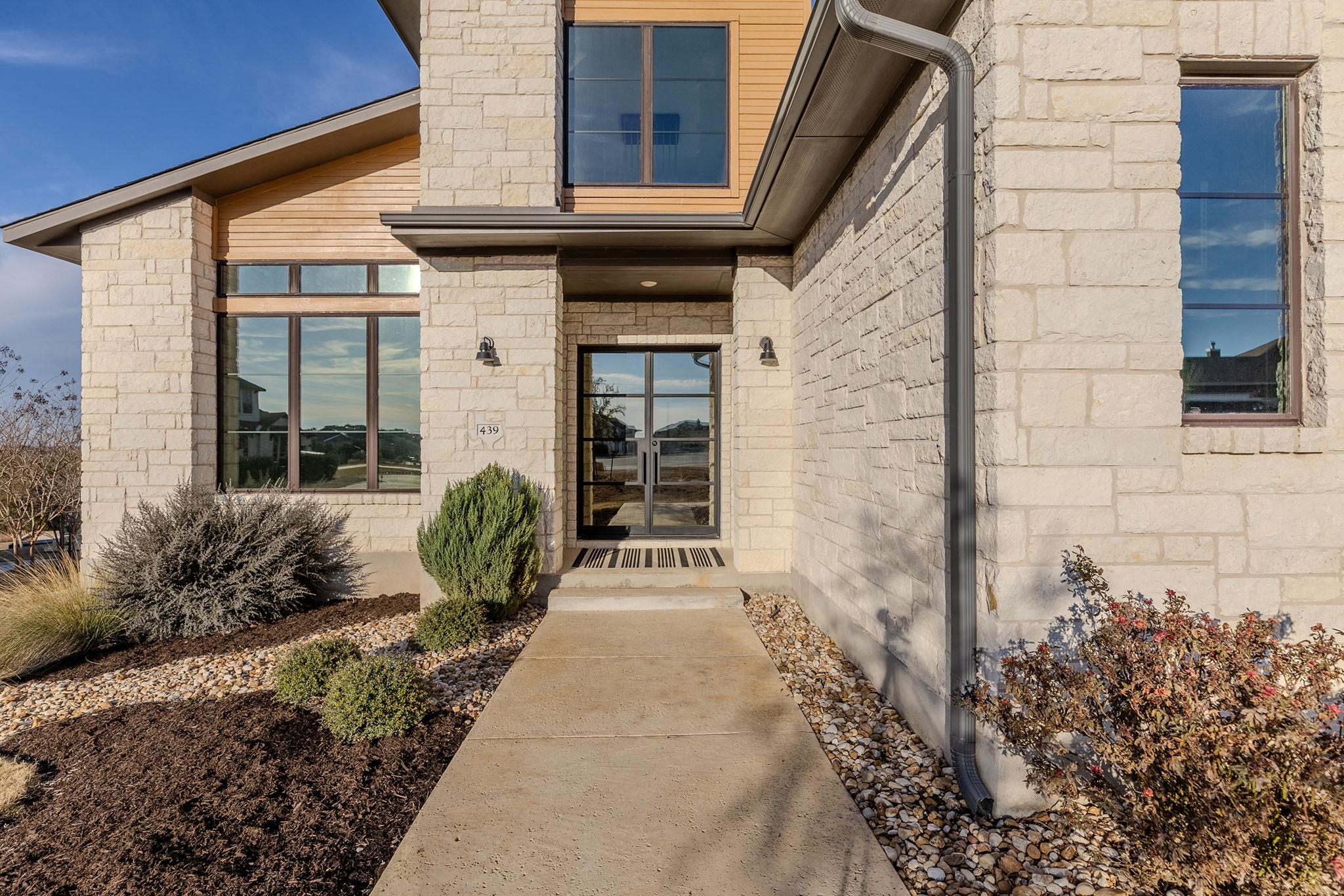 439 Wellborn Rd, Liberty Hill, TX 78642