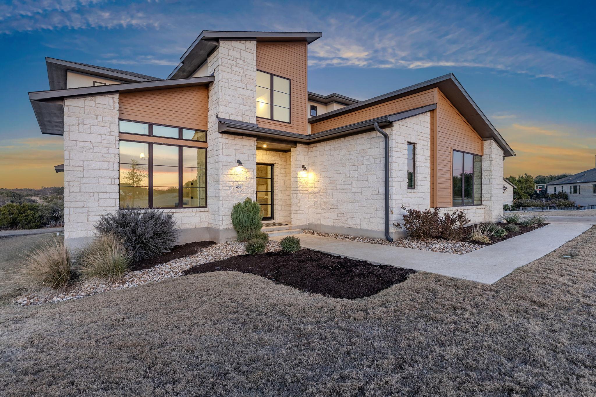 439 Wellborn Rd, Liberty Hill, TX 78642