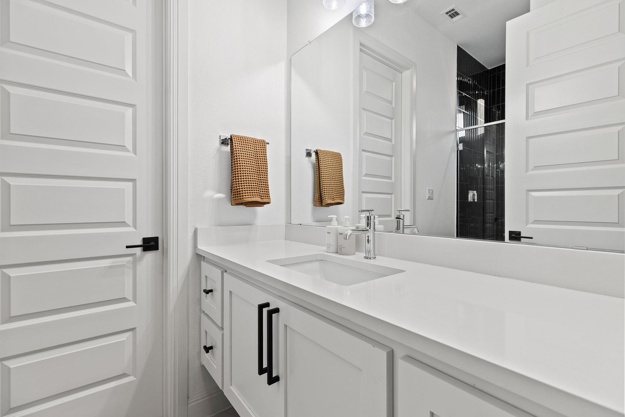 439 Wellborn Rd, Liberty Hill, TX 78642