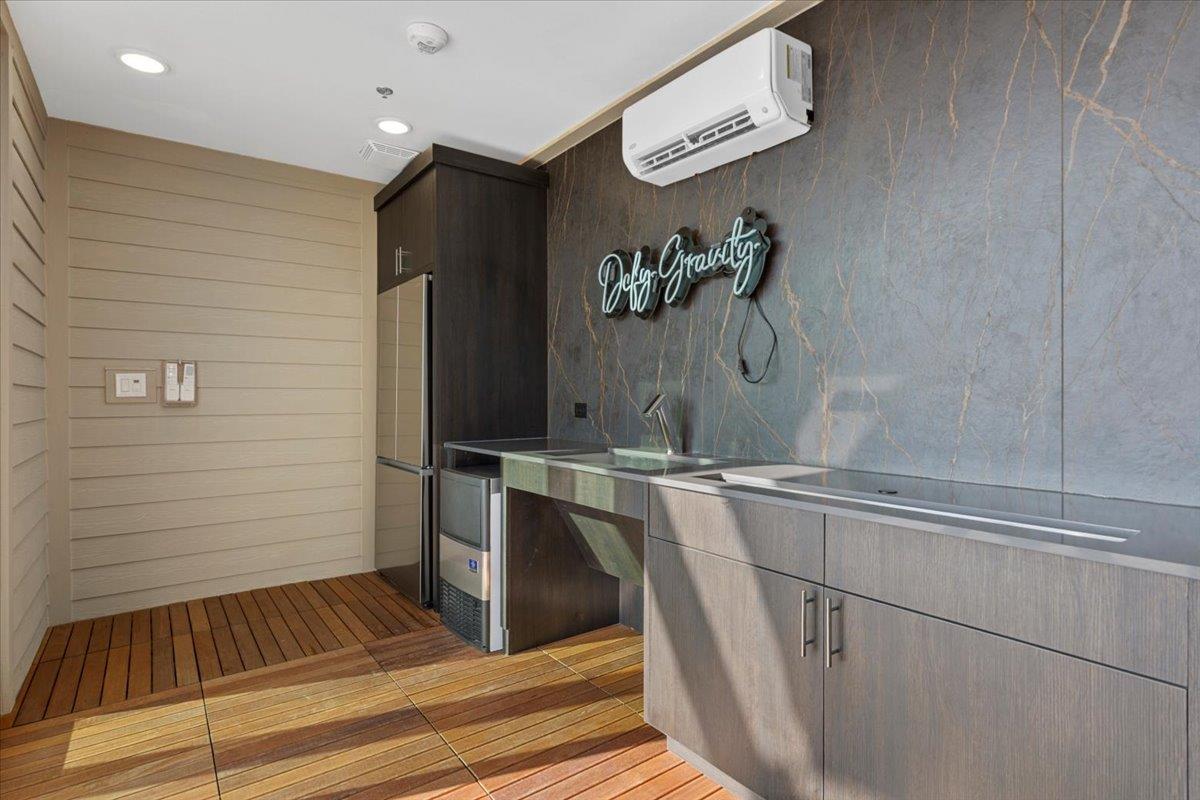 4801 Springdale Rd # 1107, Austin, TX 78723