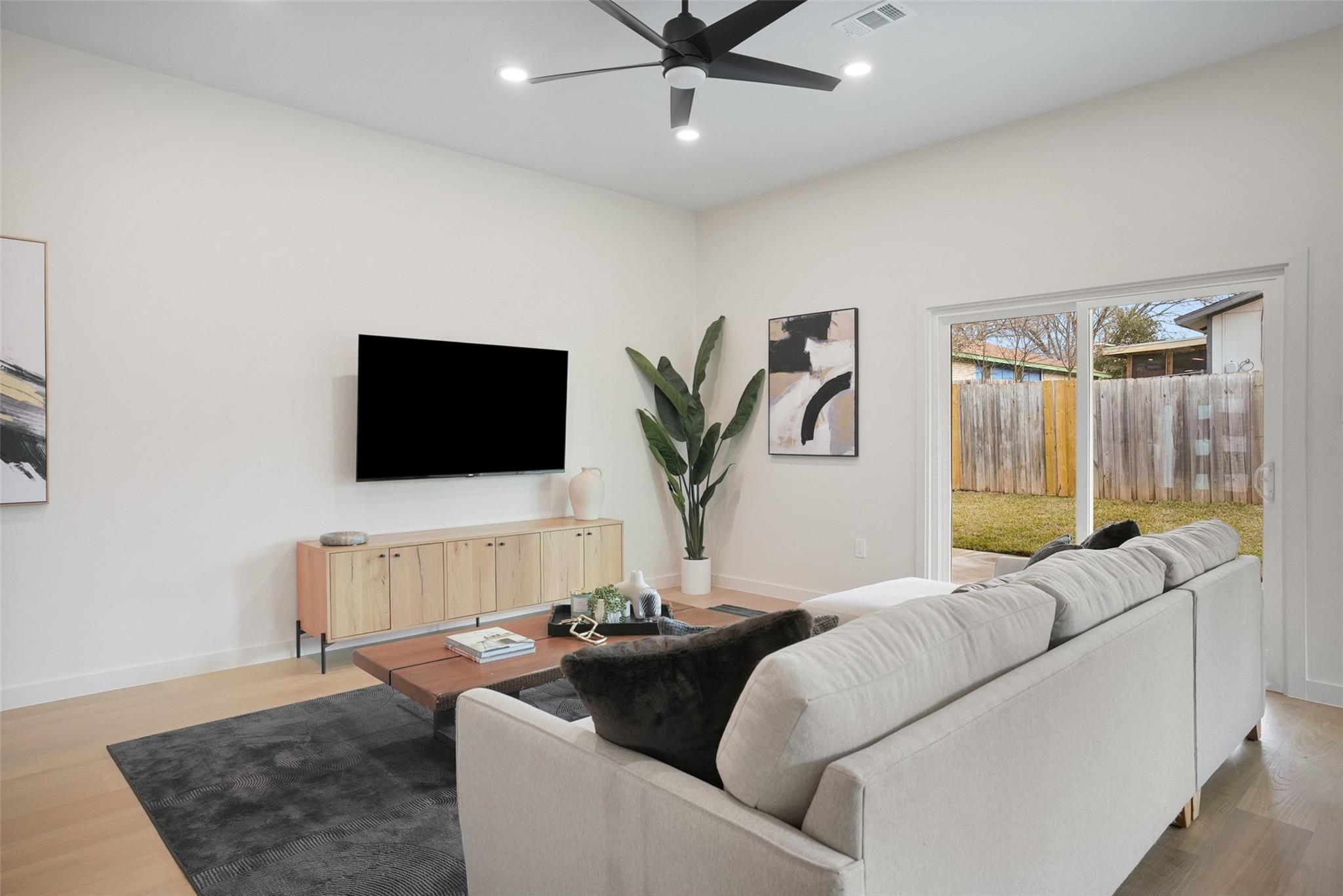 6307 Clubway Ln, Austin, TX 78745