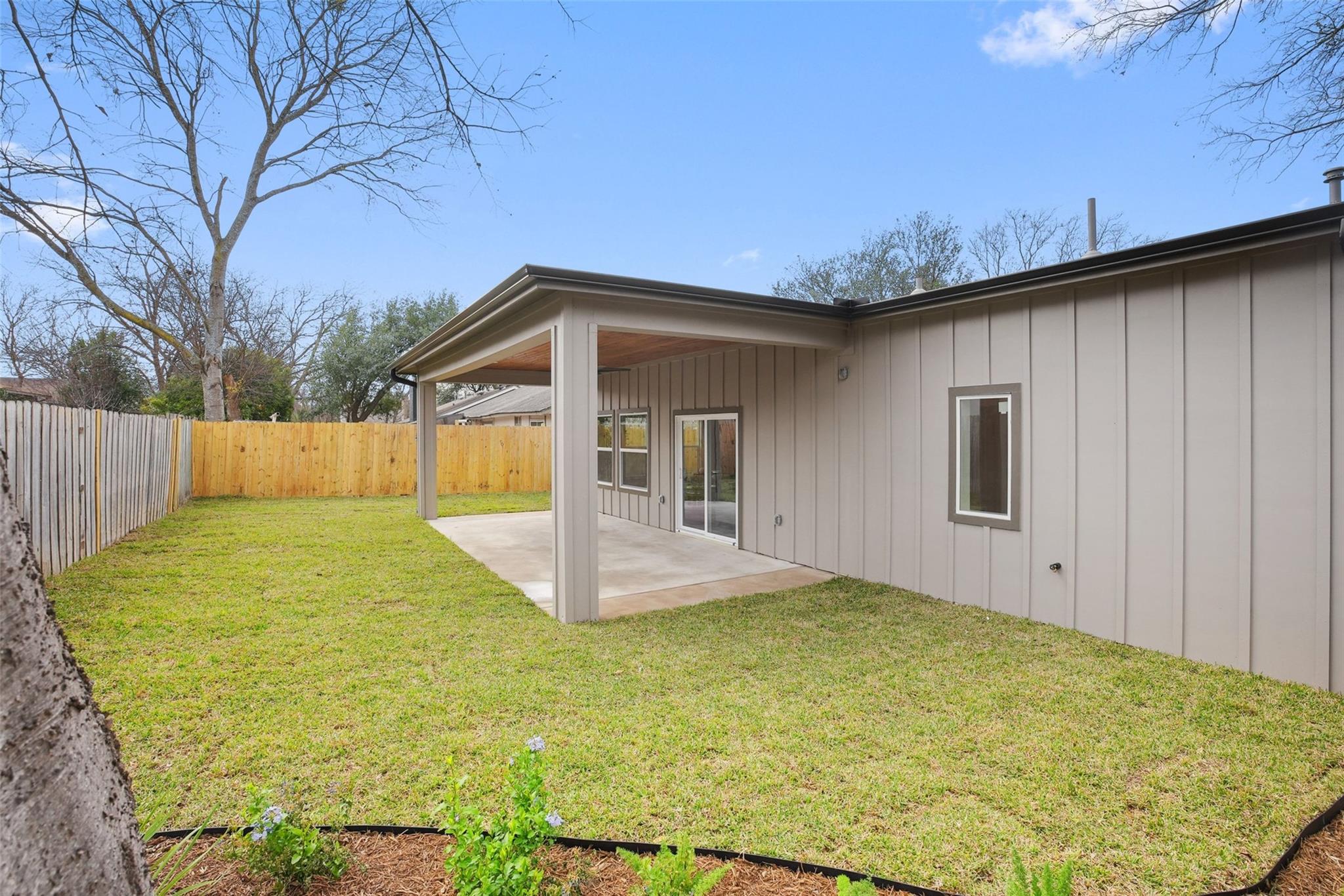 6307 Clubway Ln, Austin, TX 78745