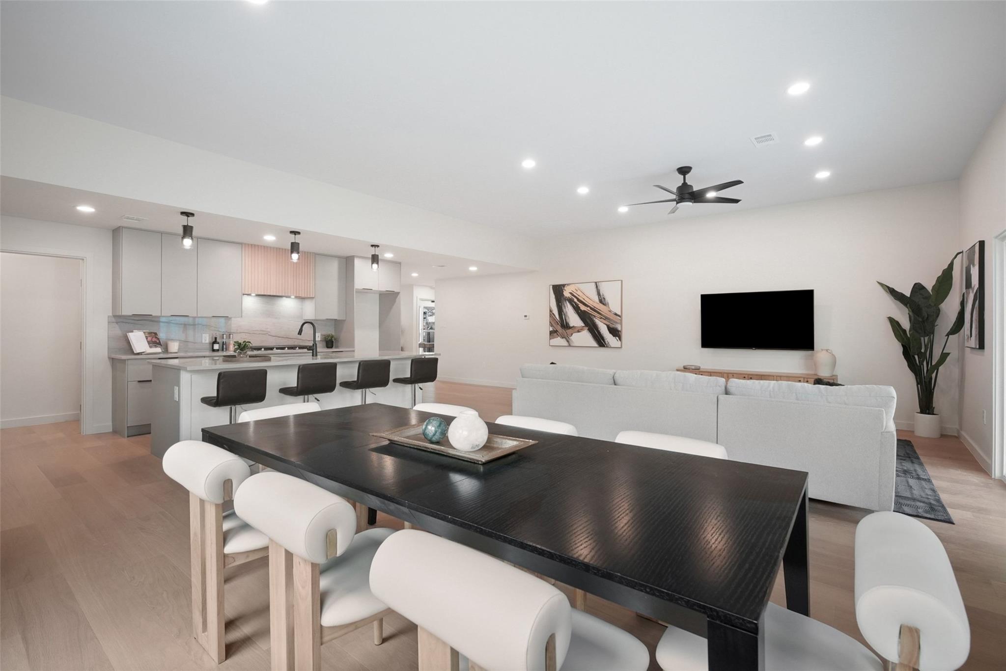 6307 Clubway Ln, Austin, TX 78745