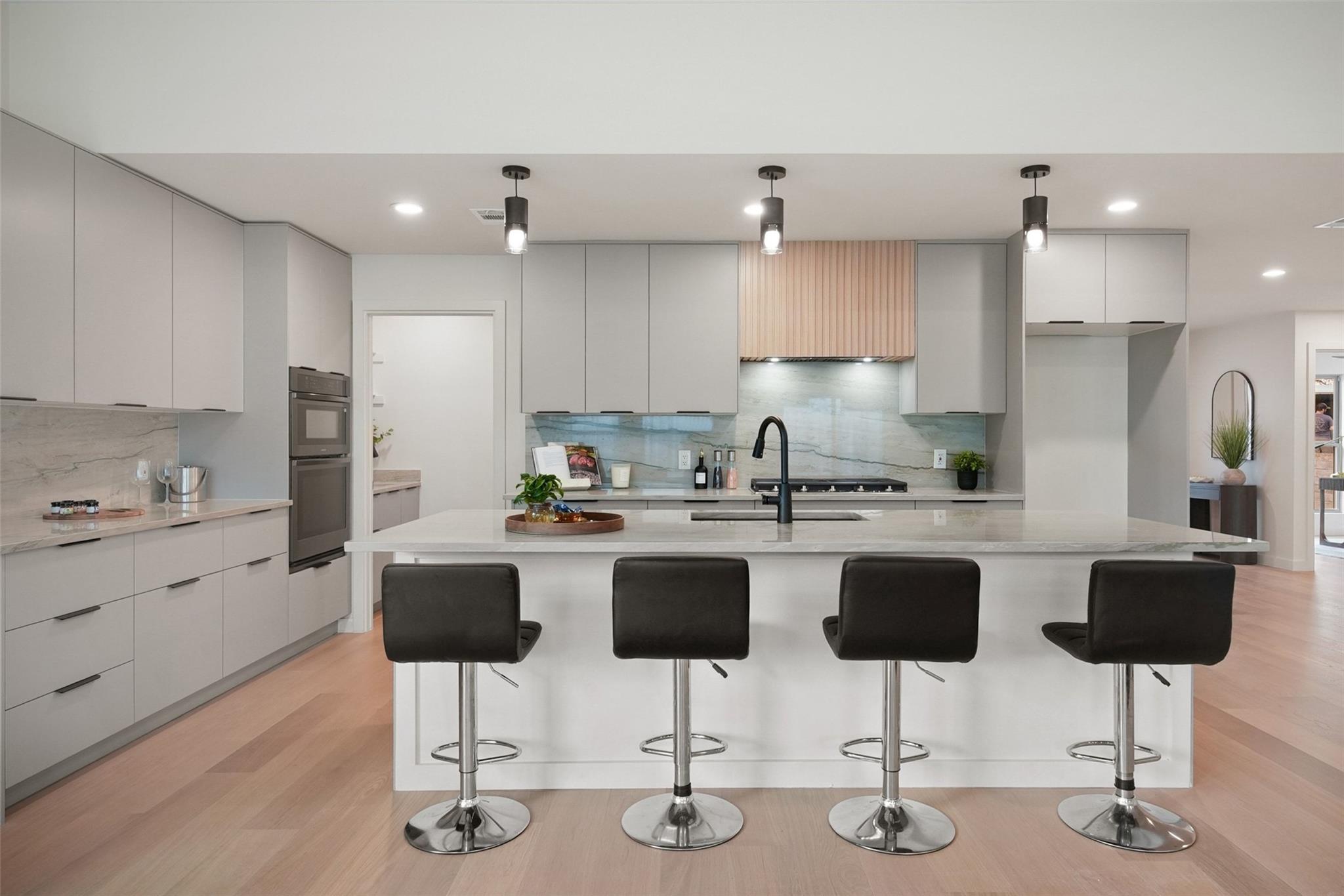 6307 Clubway Ln, Austin, TX 78745