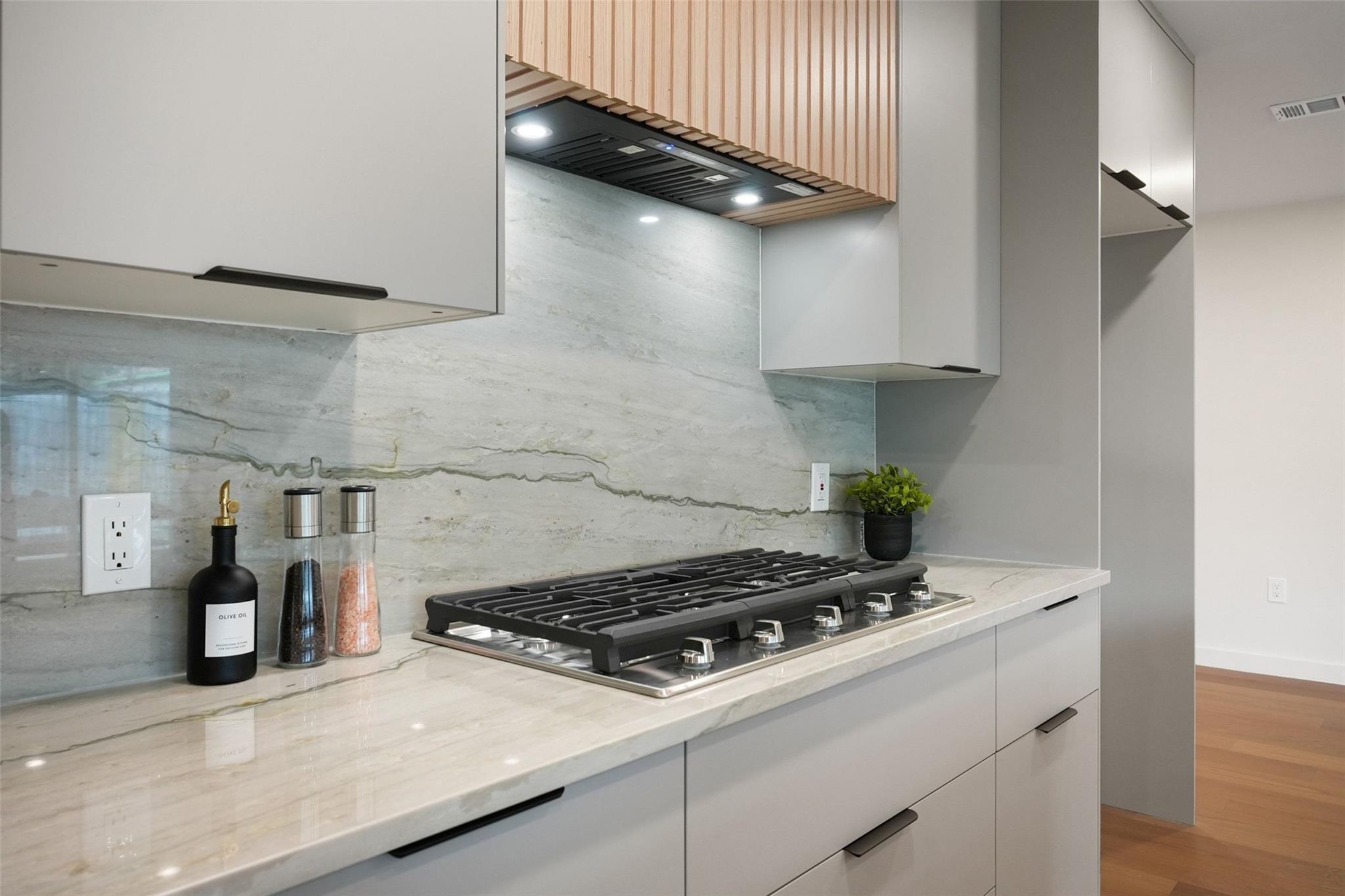 6307 Clubway Ln, Austin, TX 78745