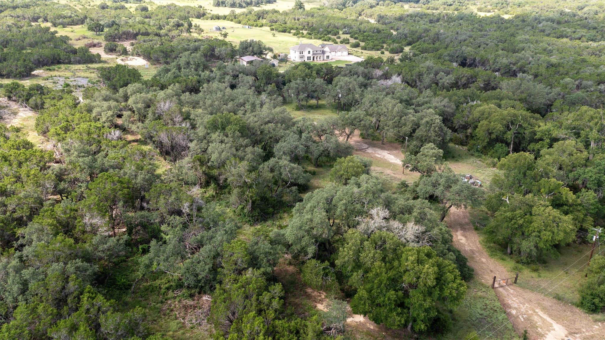 301 County Road 281, Leander, TX 78641