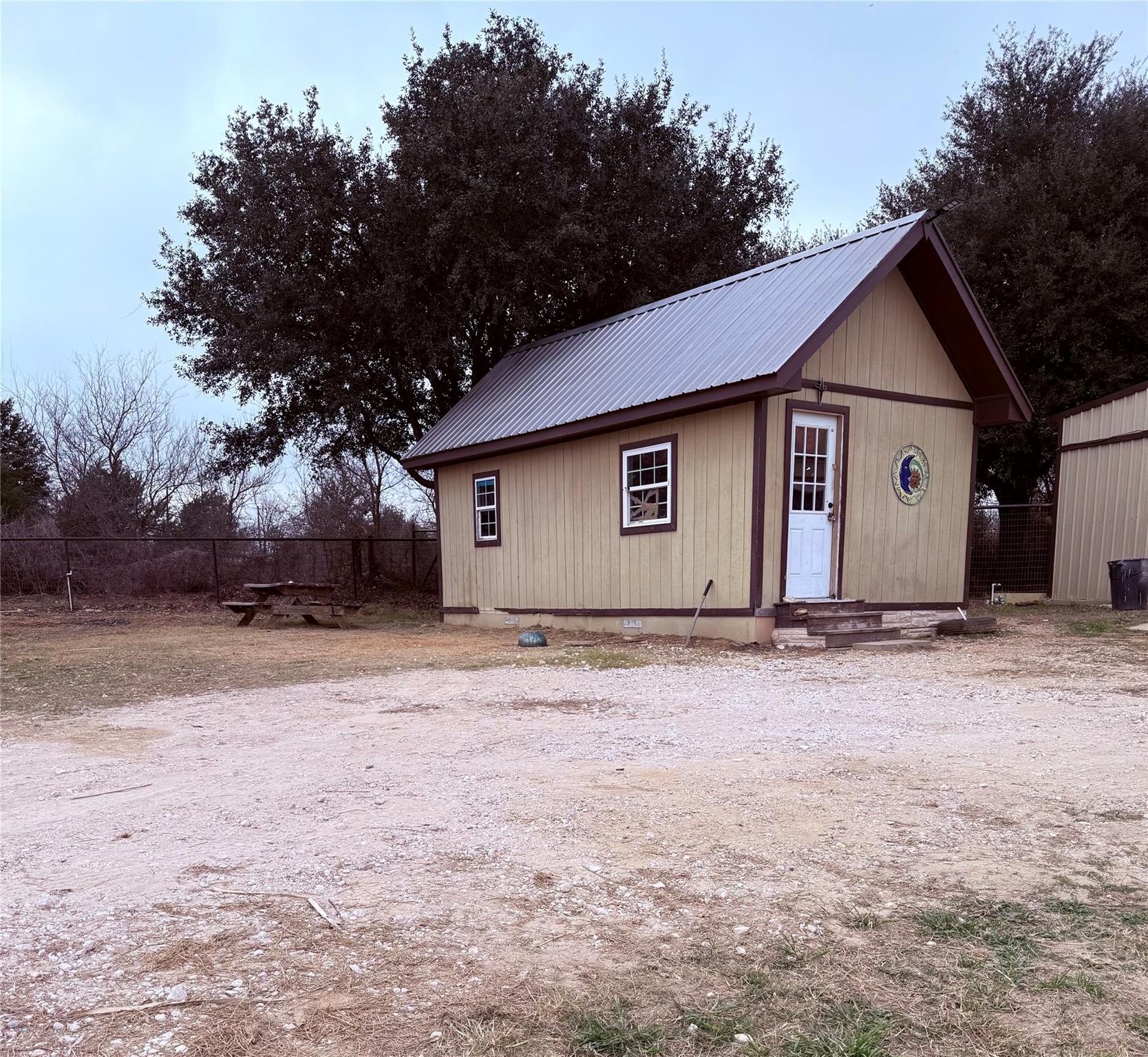 151 County Road 311, Rockdale, TX 76567
