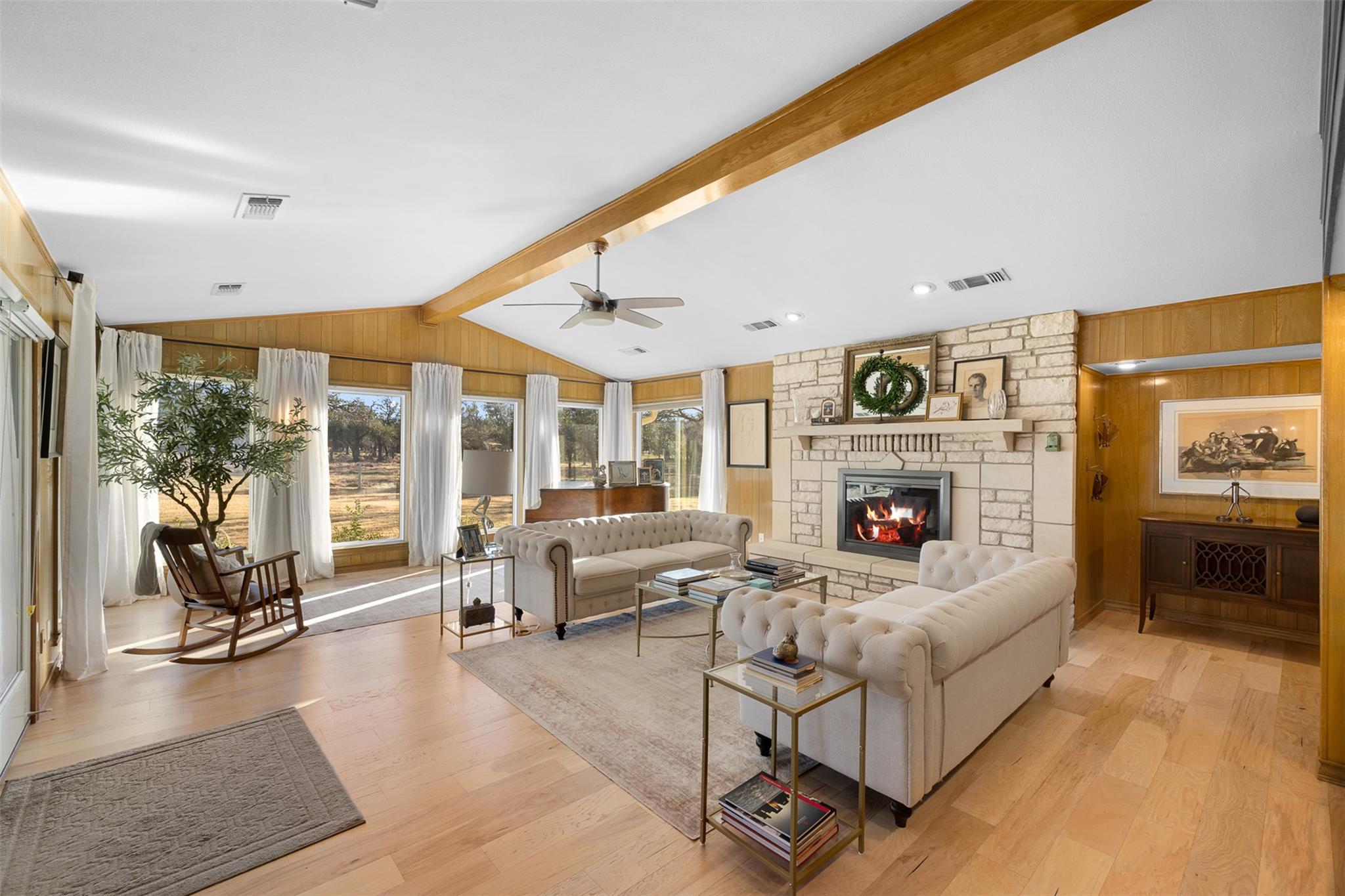 197 Live Oak Cemetery Rd, Killeen, TX 76542