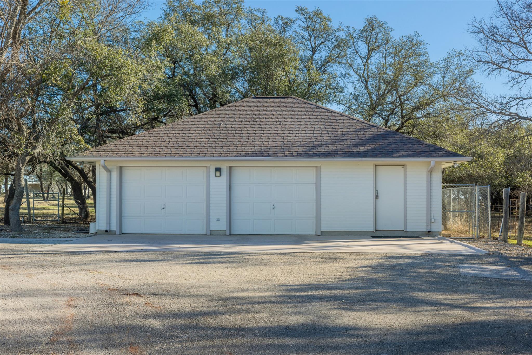 197 Live Oak Cemetery Rd, Killeen, TX 76542