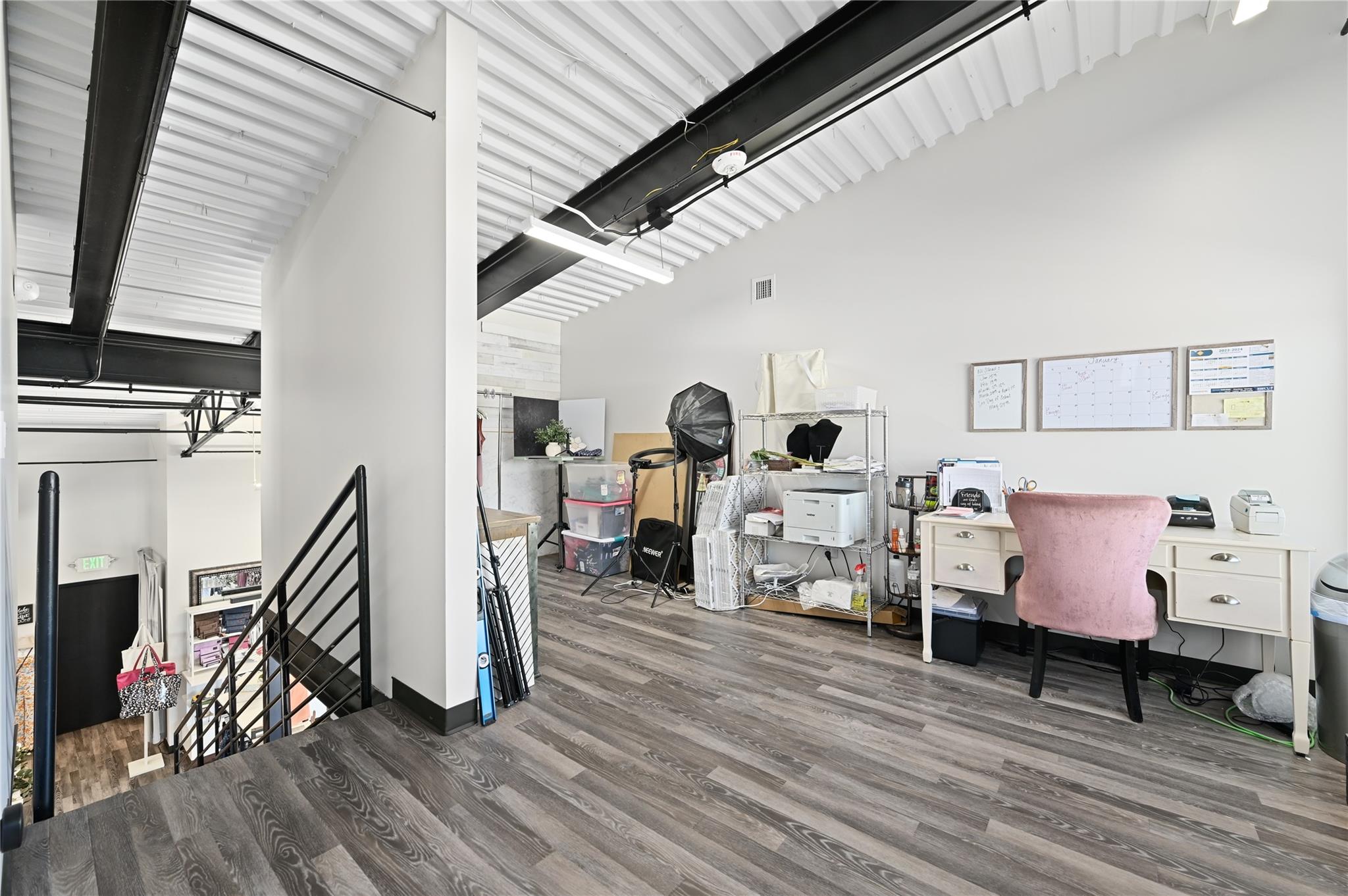 901 N Vista Ridge Blvd # 100, Cedar Park, TX 78613