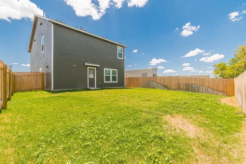 441 Gabbro Gdns, Maxwell, TX 78656