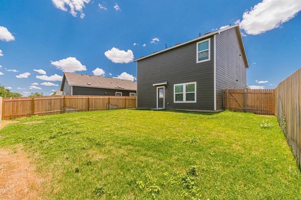 441 Gabbro Gdns, Maxwell, TX 78656