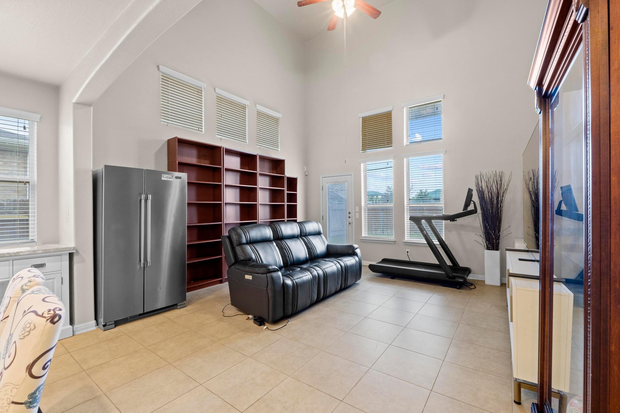 112 David Duval Ct, Round Rock, TX 78664