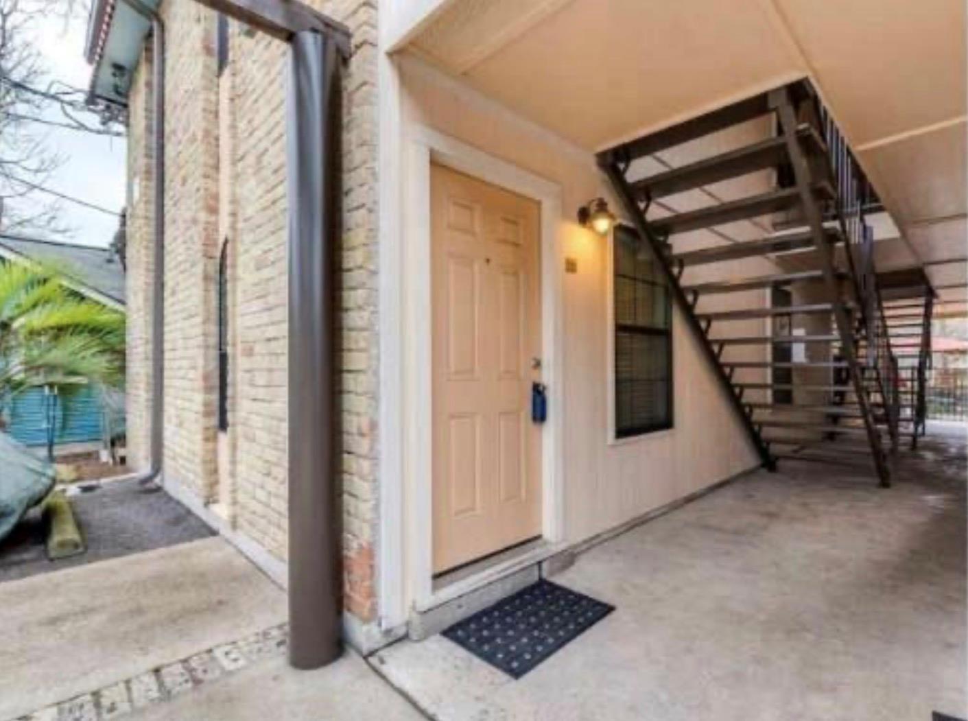 407 E 45th St # 116, Austin, TX 78751