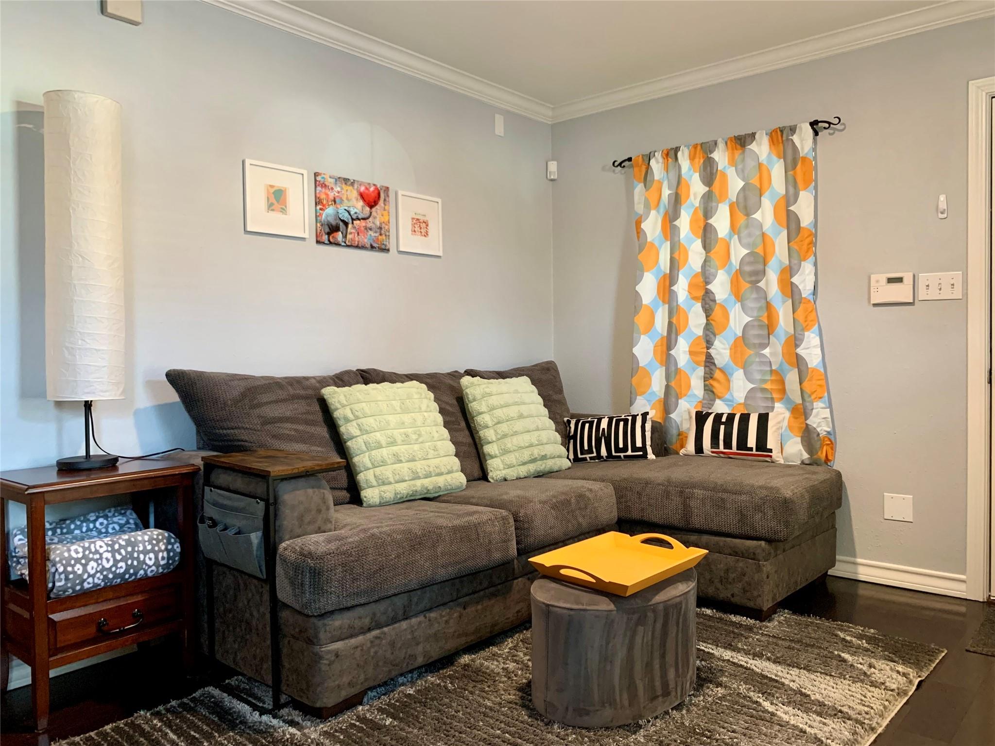 407 E 45th St # 116, Austin, TX 78751