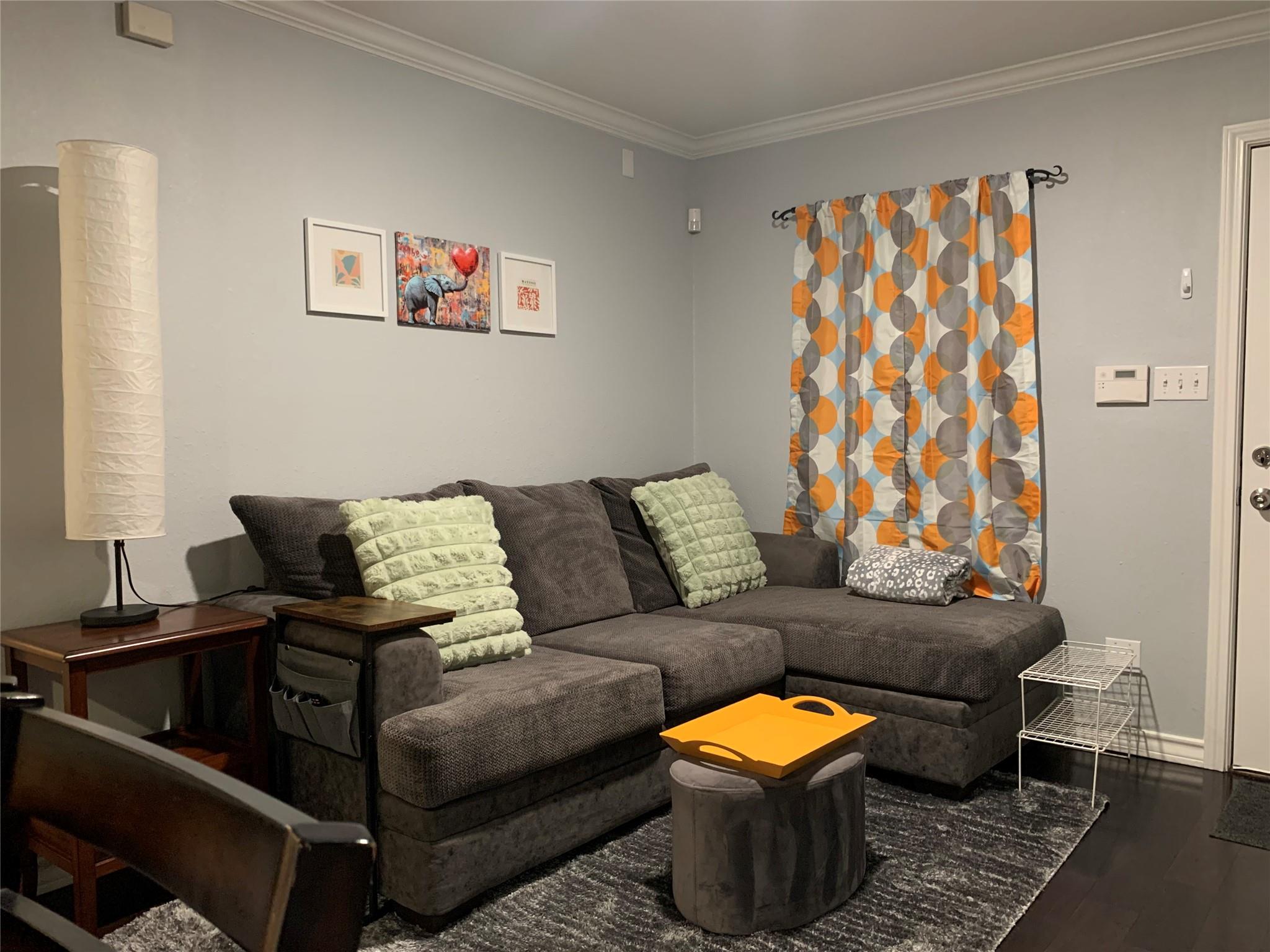 407 E 45th St # 116, Austin, TX 78751