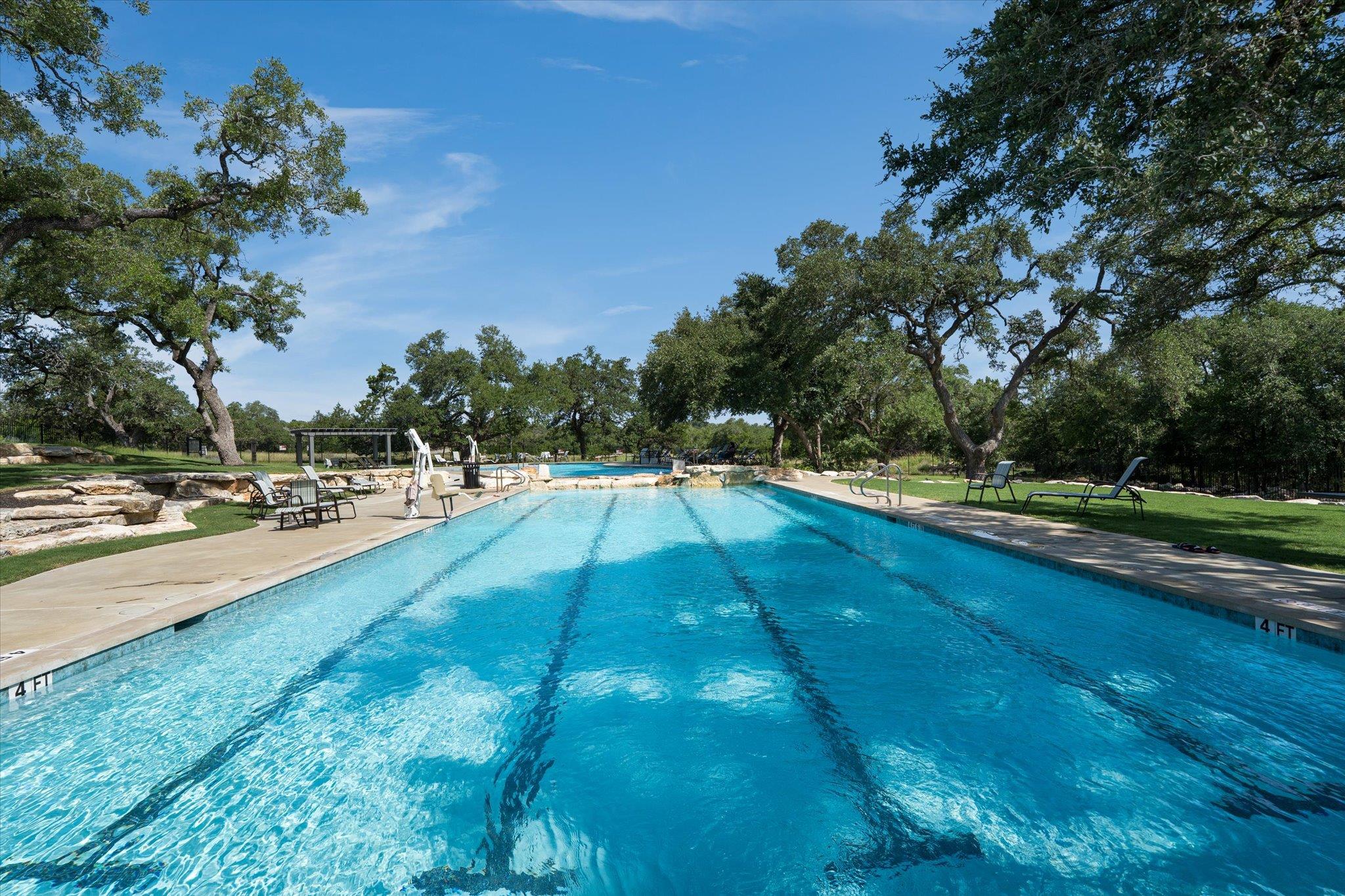 916 Pear Tree Ln, Austin, TX 78737