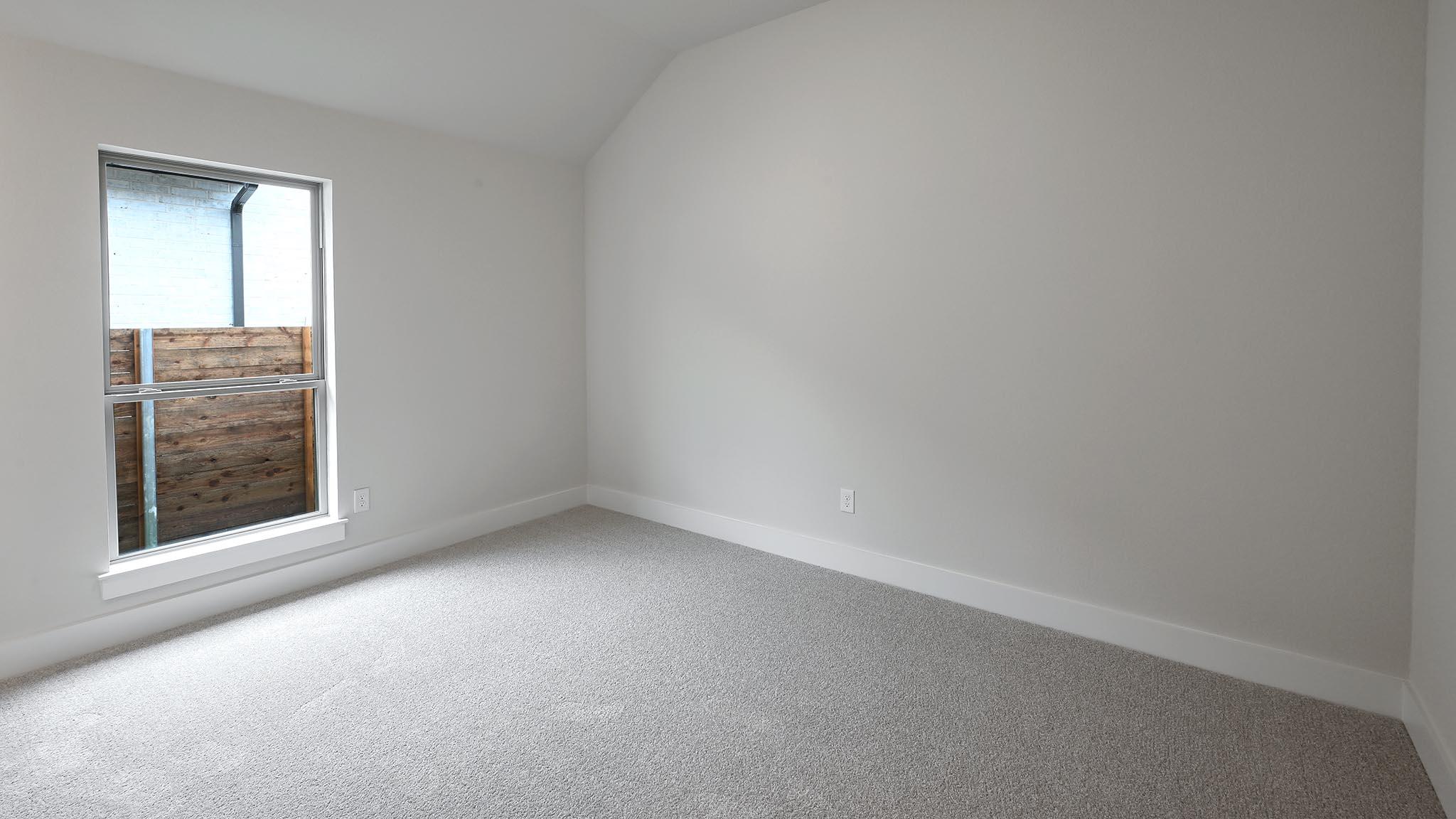 242 Melody Rd, Lockhart, TX 78644