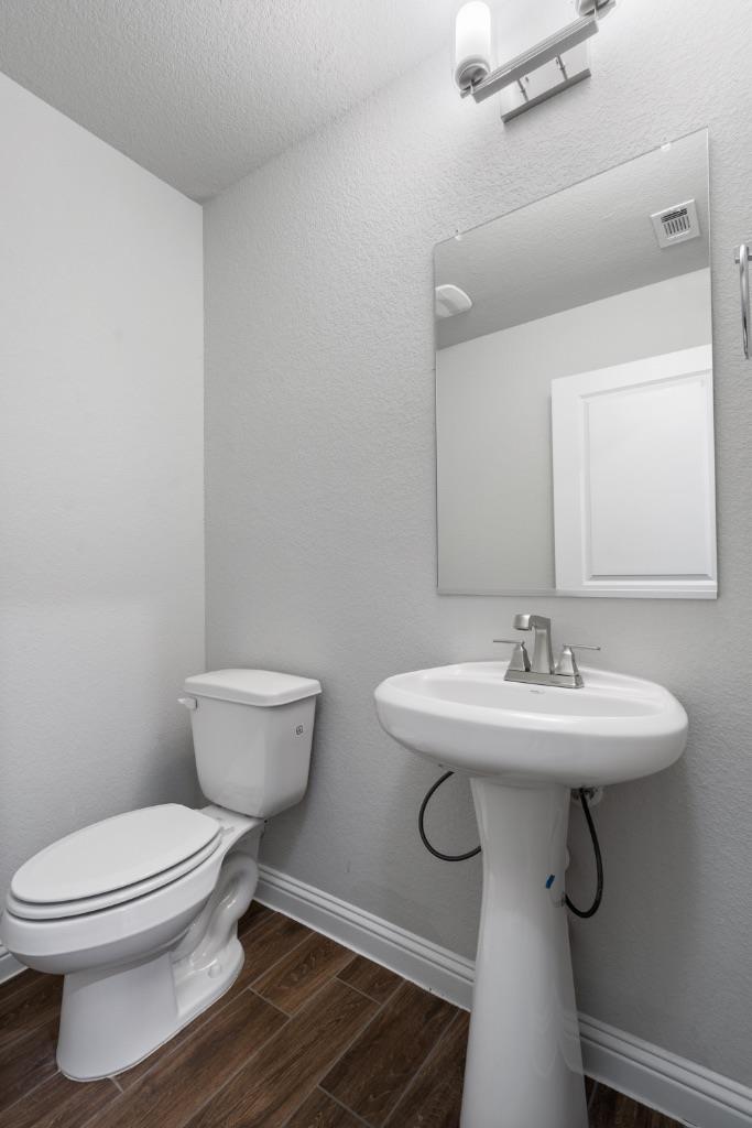 8301 Turnberry Ln, Austin, TX 78744