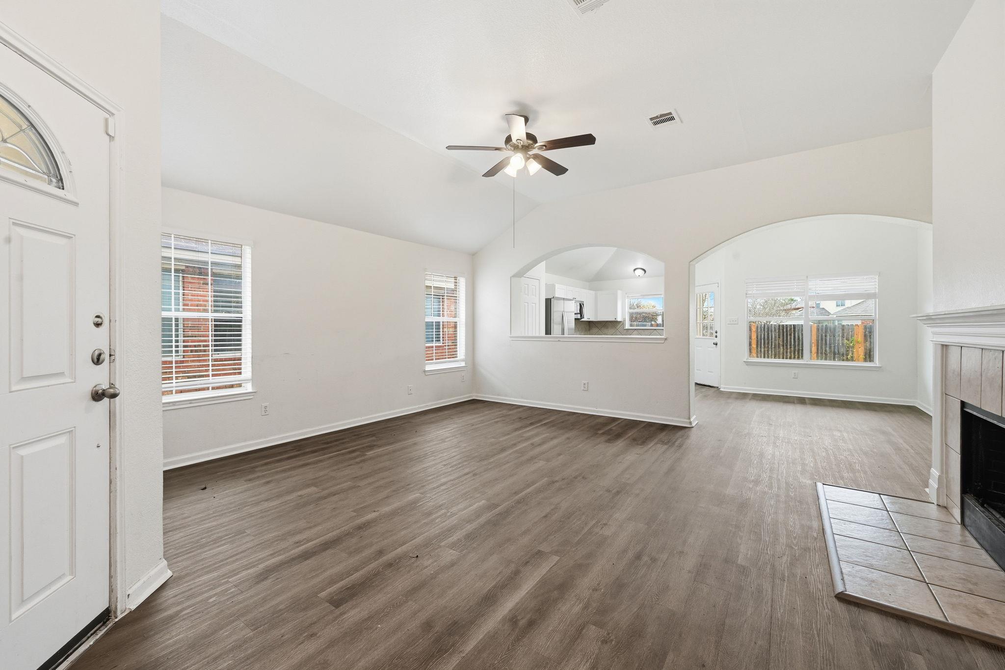 3908 Rocky Shore Ln, Pflugerville, TX 78660