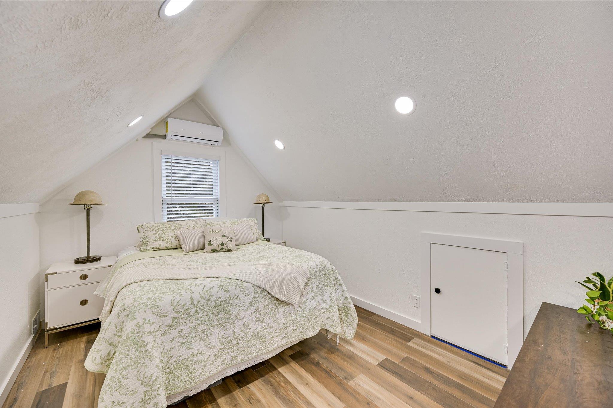 21112 Brewer Ln, Lago Vista, TX 78645